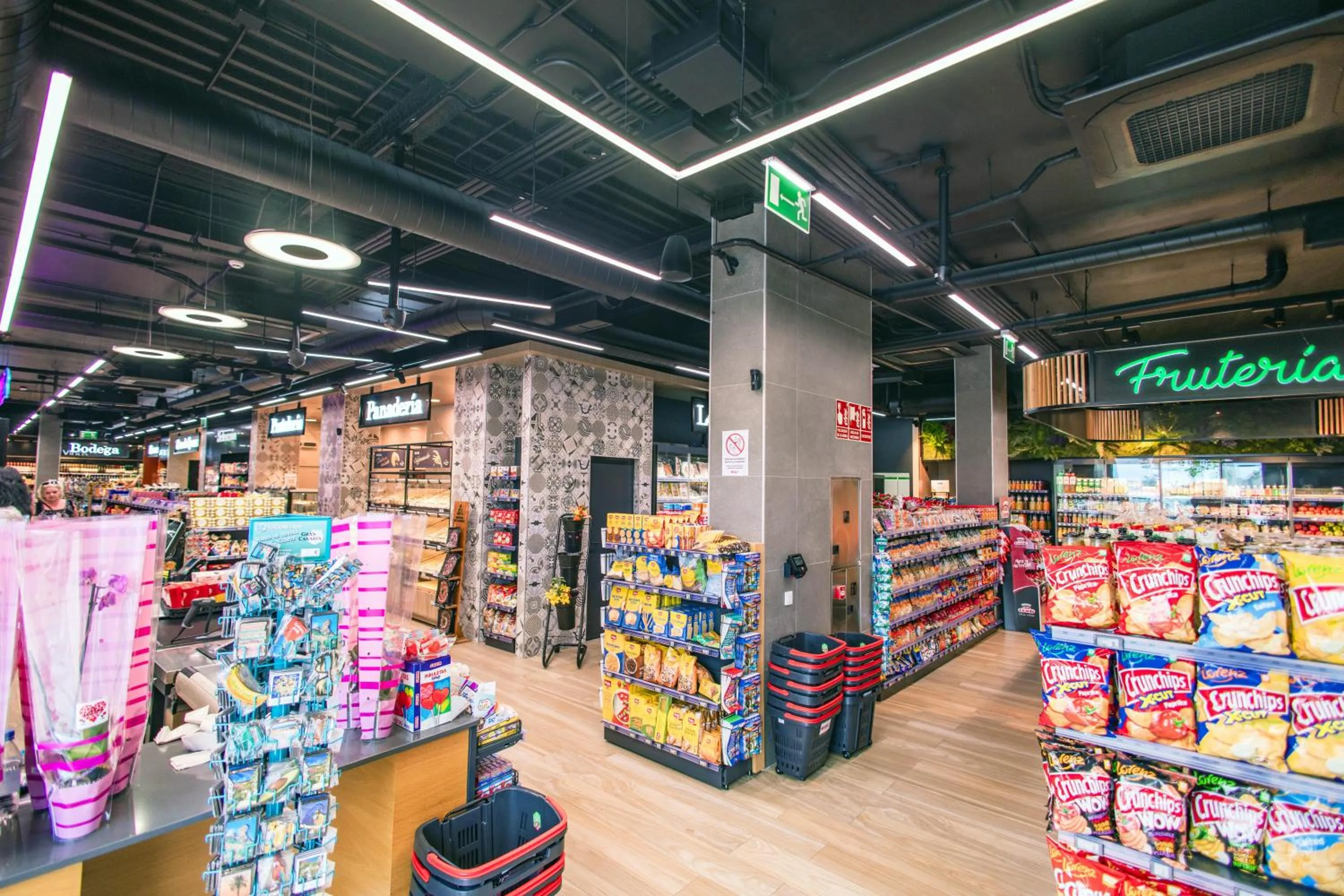 Shopping Area in Servatur Puerto Azul