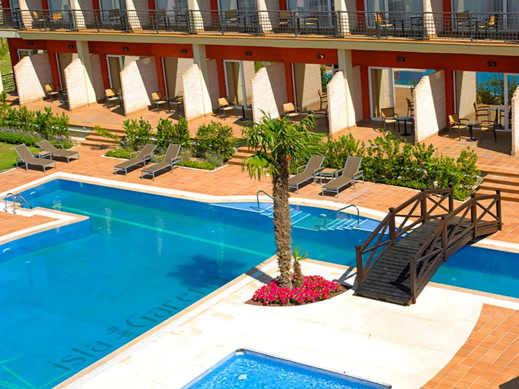 Swimming pool in Hotel Isla de La Garena