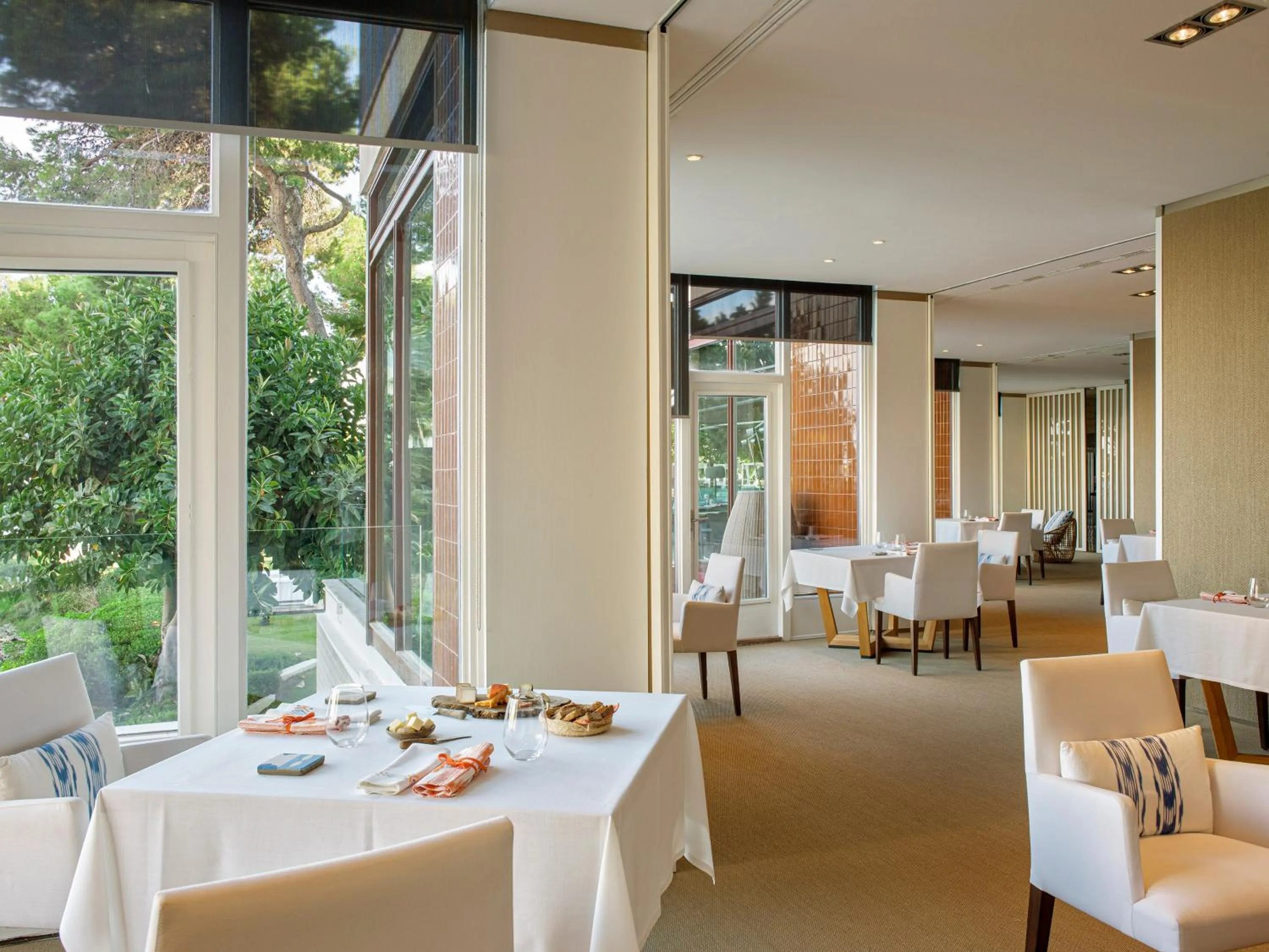 Restaurant/places to eat in Hotel de Mar Gran Meliá - Adults Only - The Leading Hotels of the World