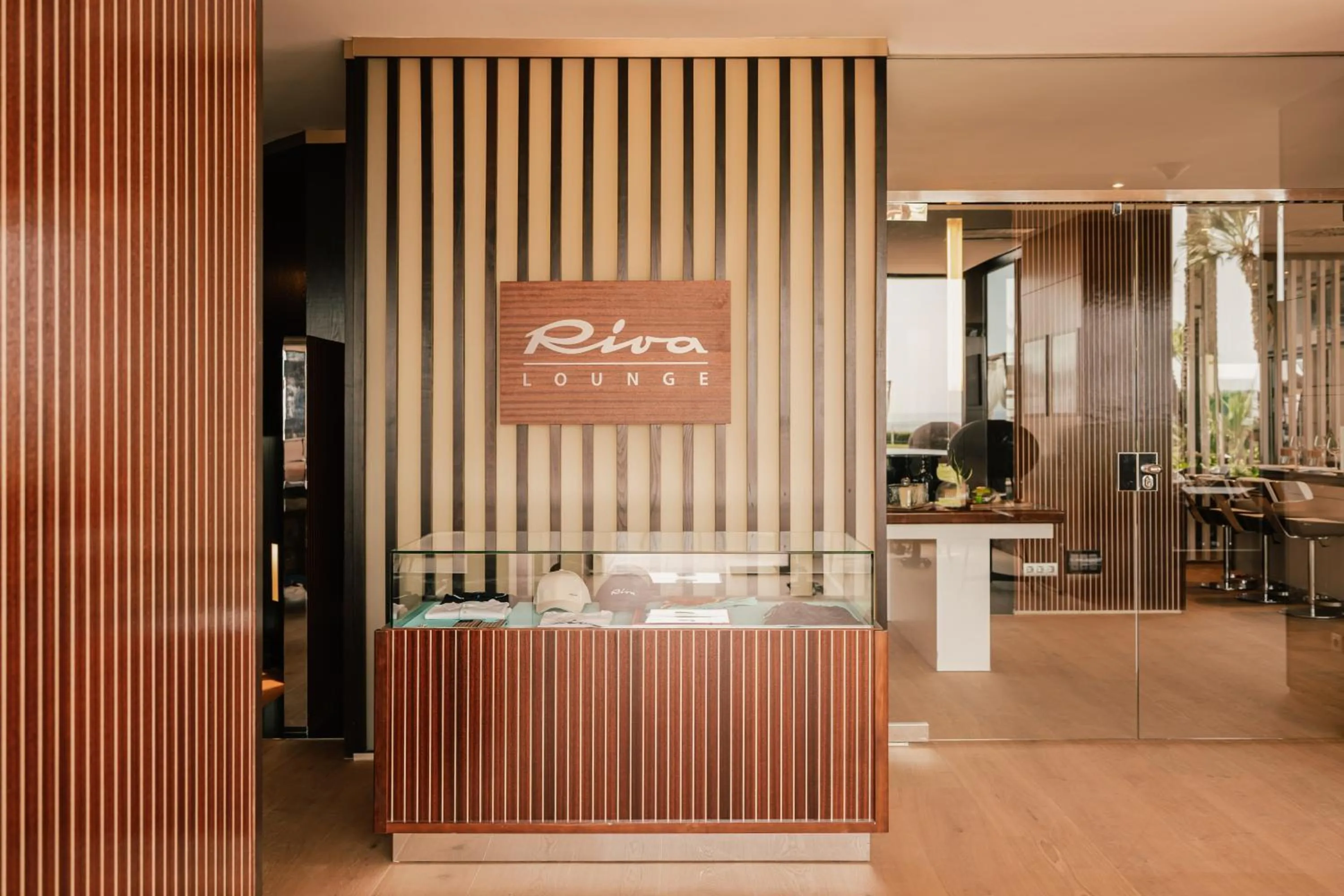 Lounge or bar in Hotel de Mar Gran Meliá - Adults Only - The Leading Hotels of the World