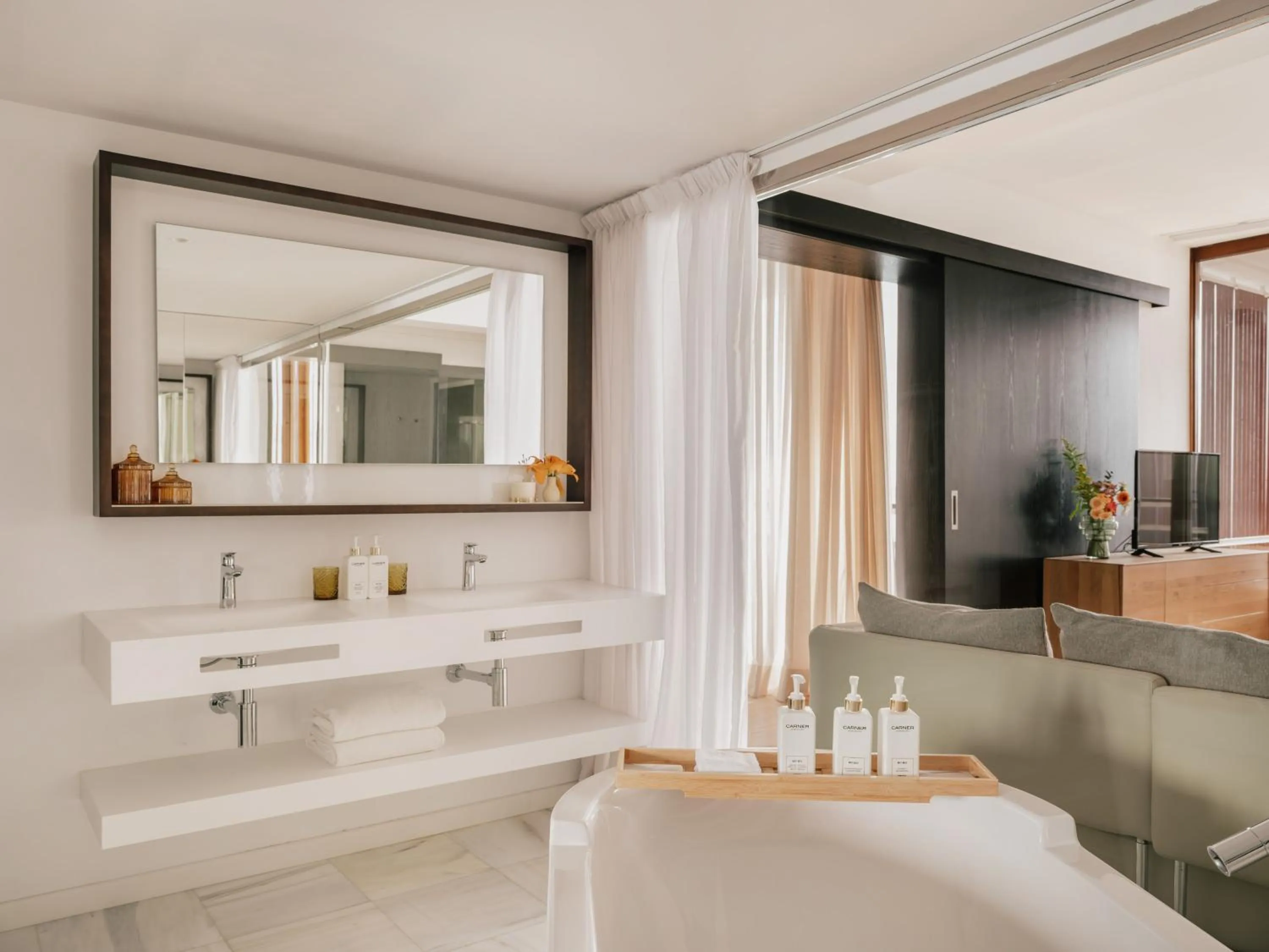 Bathroom in Hotel de Mar Gran Meliá - Adults Only - The Leading Hotels of the World