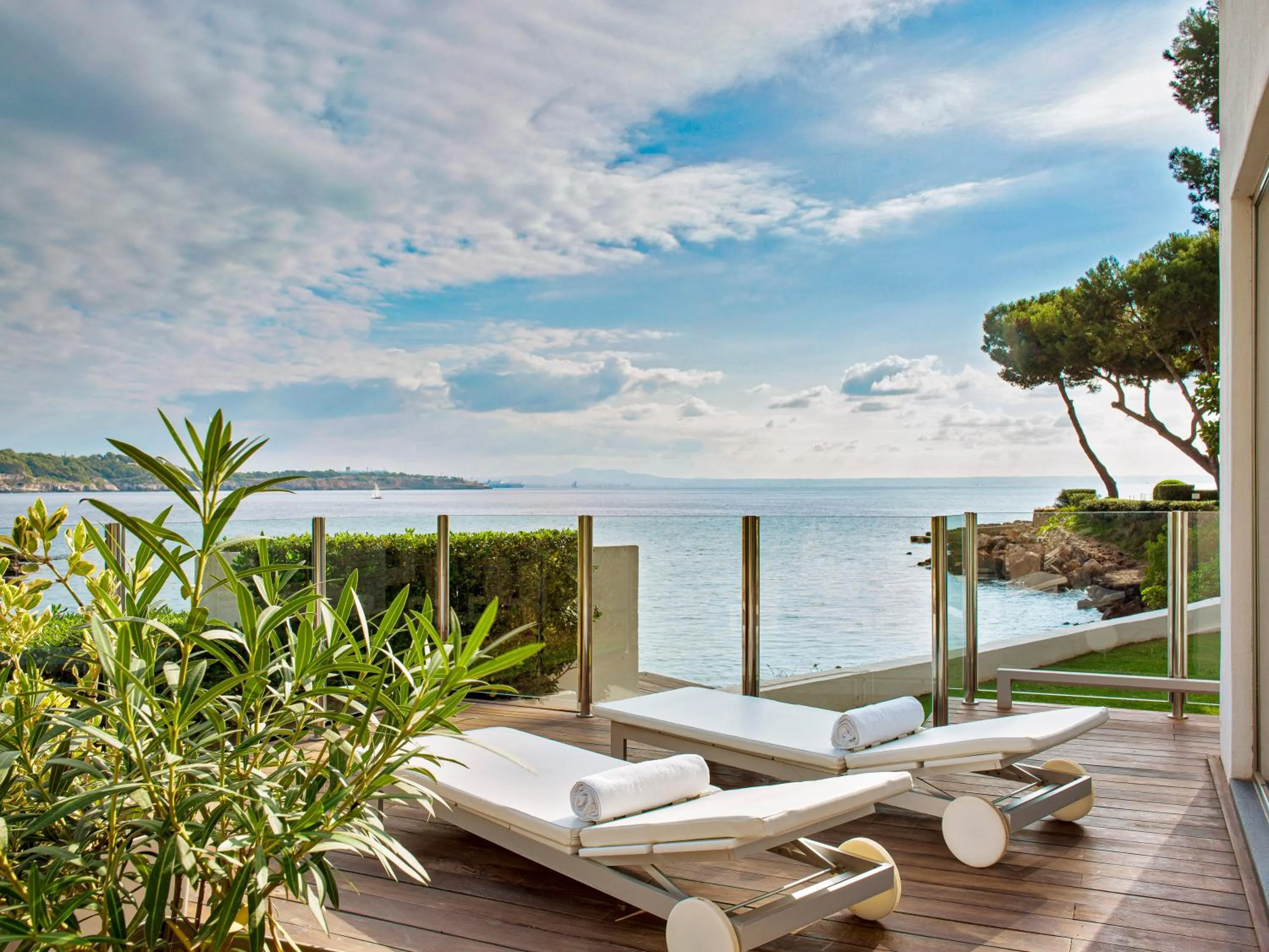 Swimming pool in Hotel de Mar Gran Meliá - Adults Only - The Leading Hotels of the World