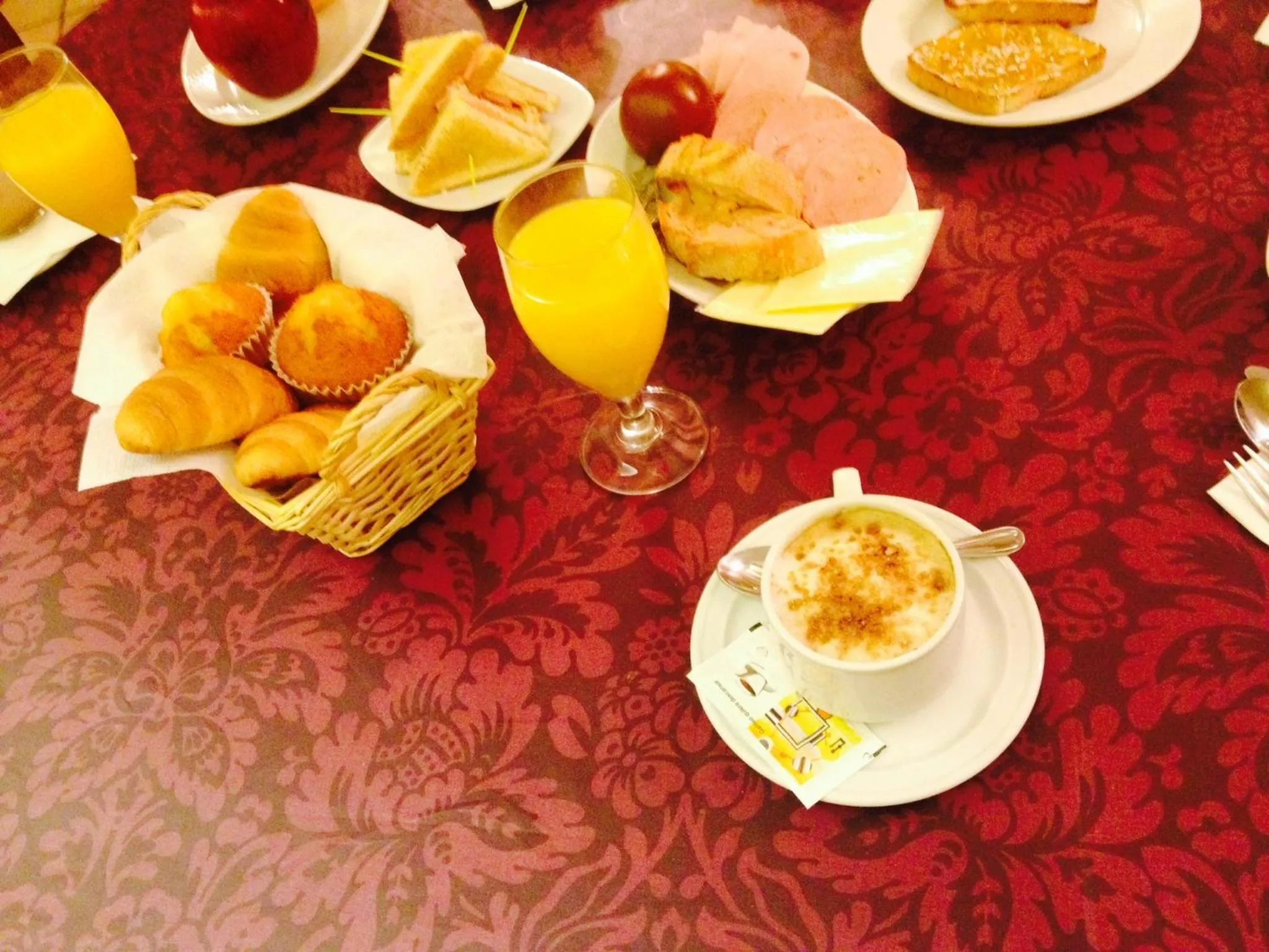 Coffee/tea facilities in Hotel Hispania