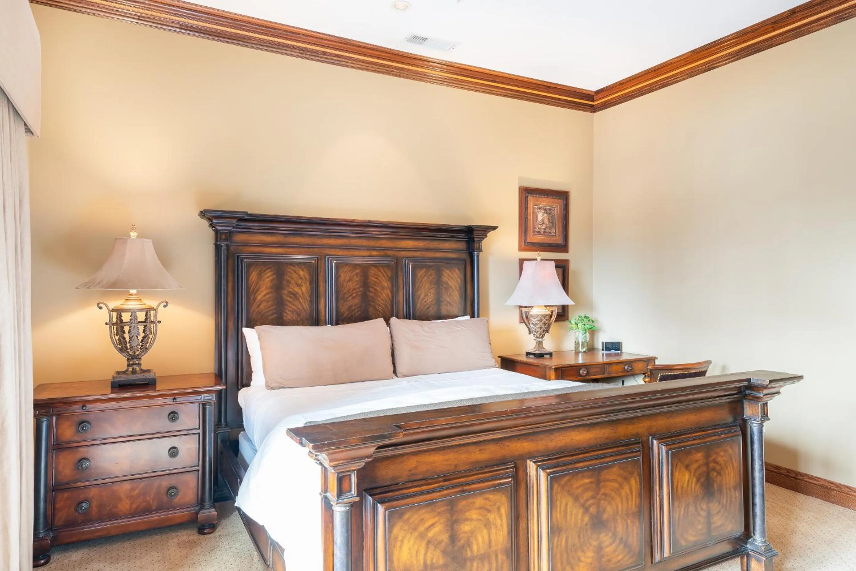 Bed in Stock Farm Inn