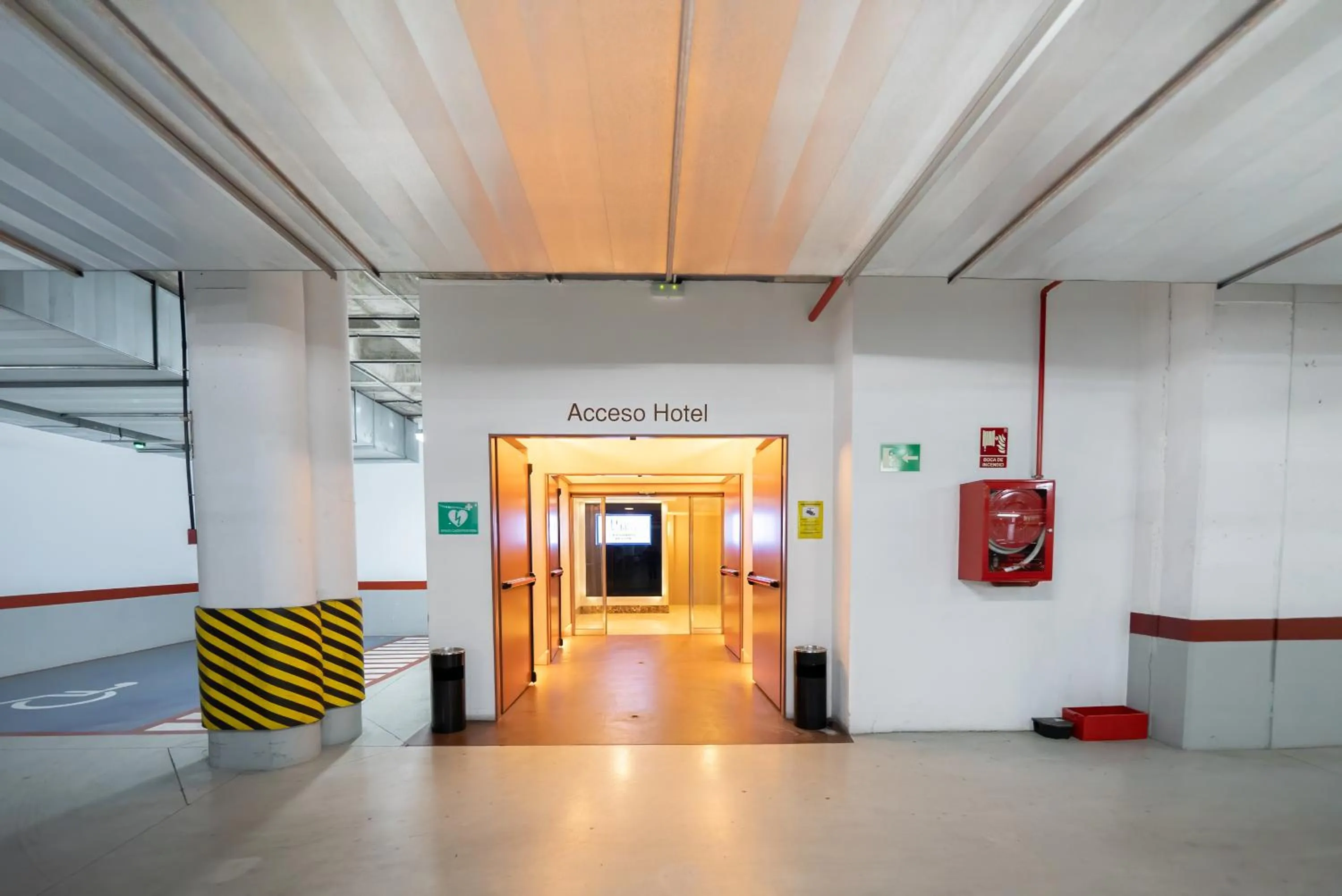 Parking in Hotel Villamadrid