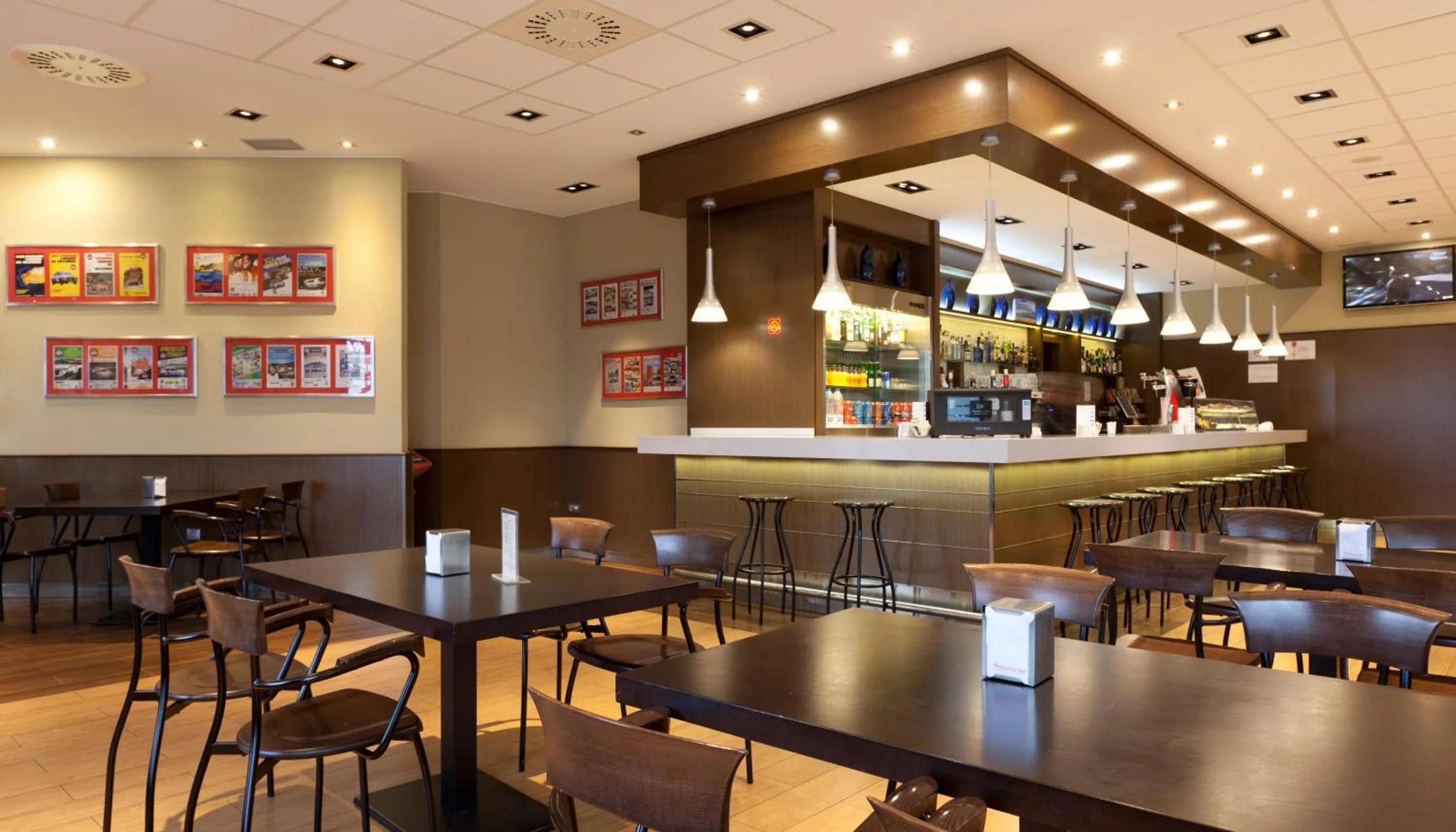 Lounge or bar in Hotel Ciudad de Alcañiz