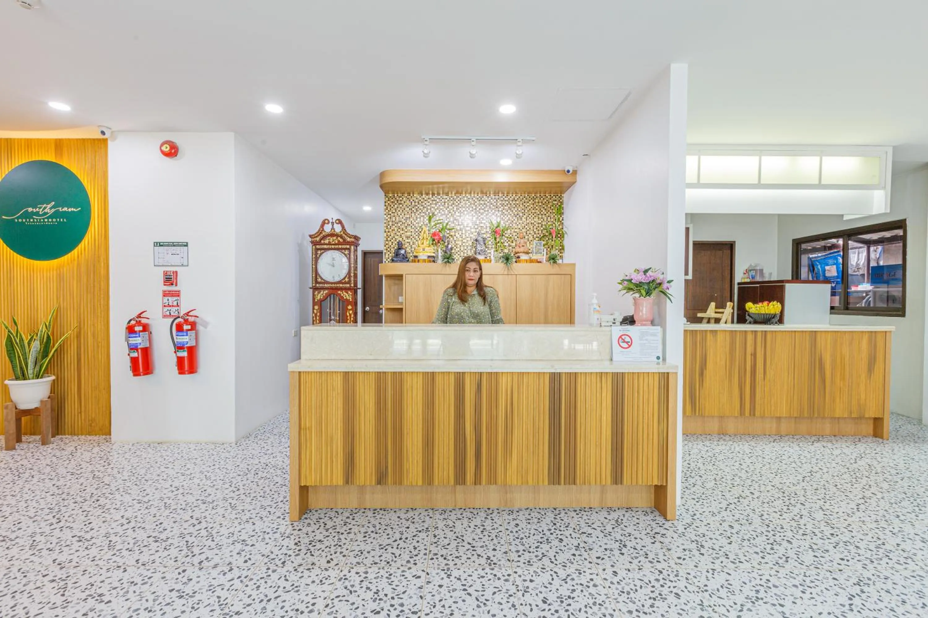 Lobby or reception in South Siam Hotel