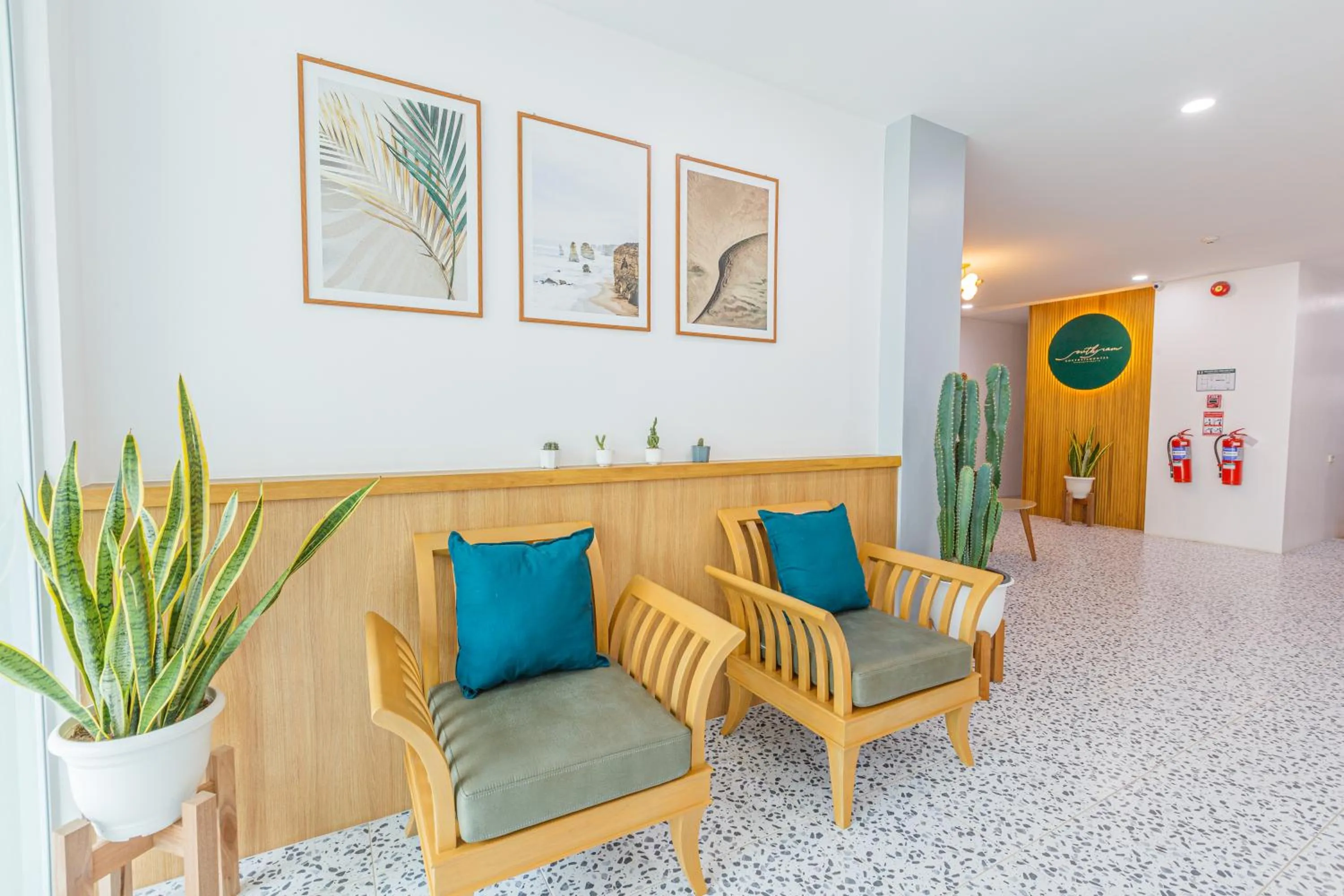 Living room in South Siam Hotel