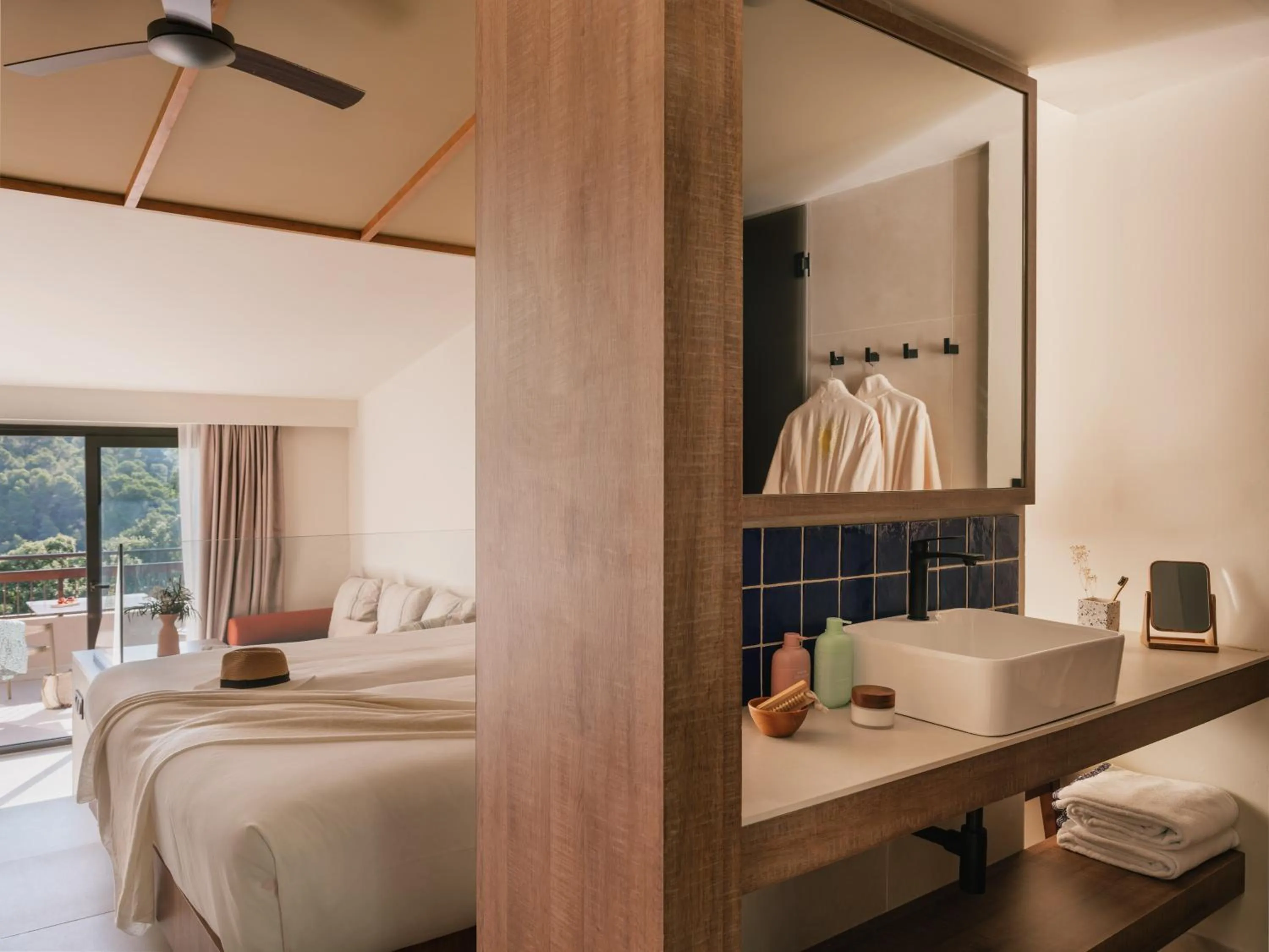 Bed in Zel Costa Brava