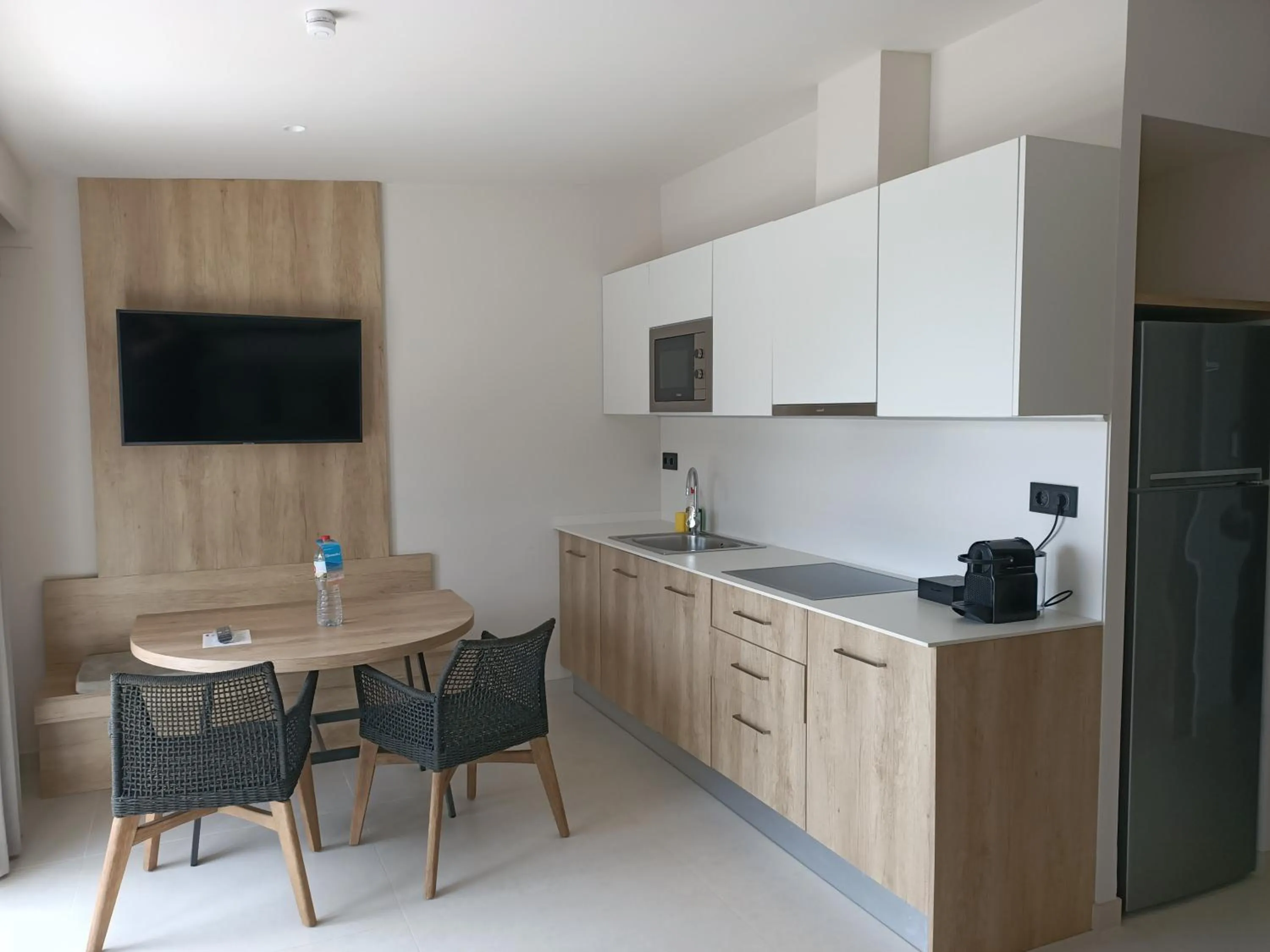 kitchen, Kitchen/Kitchenette in Pola Giverola Resort