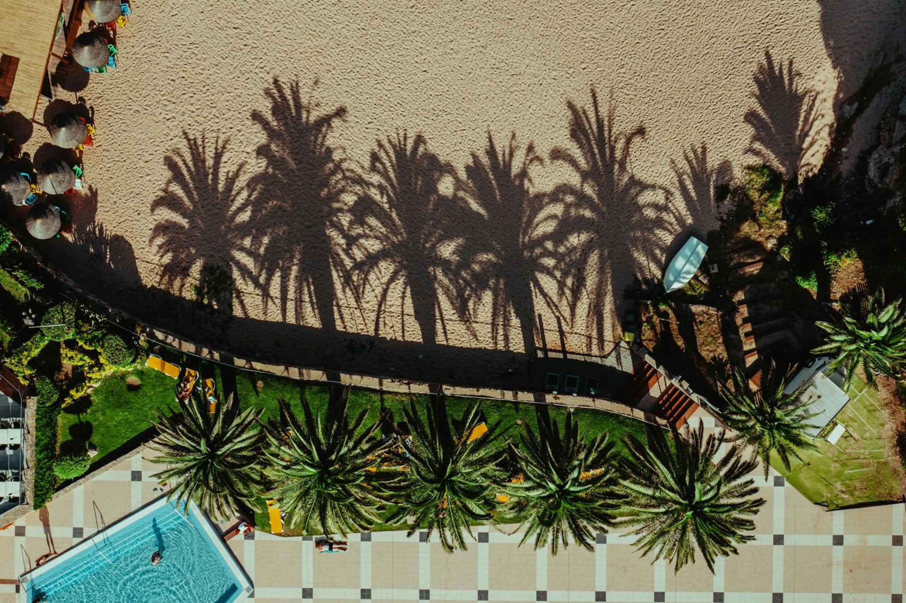 Beach, Pool View in Pola Giverola Resort