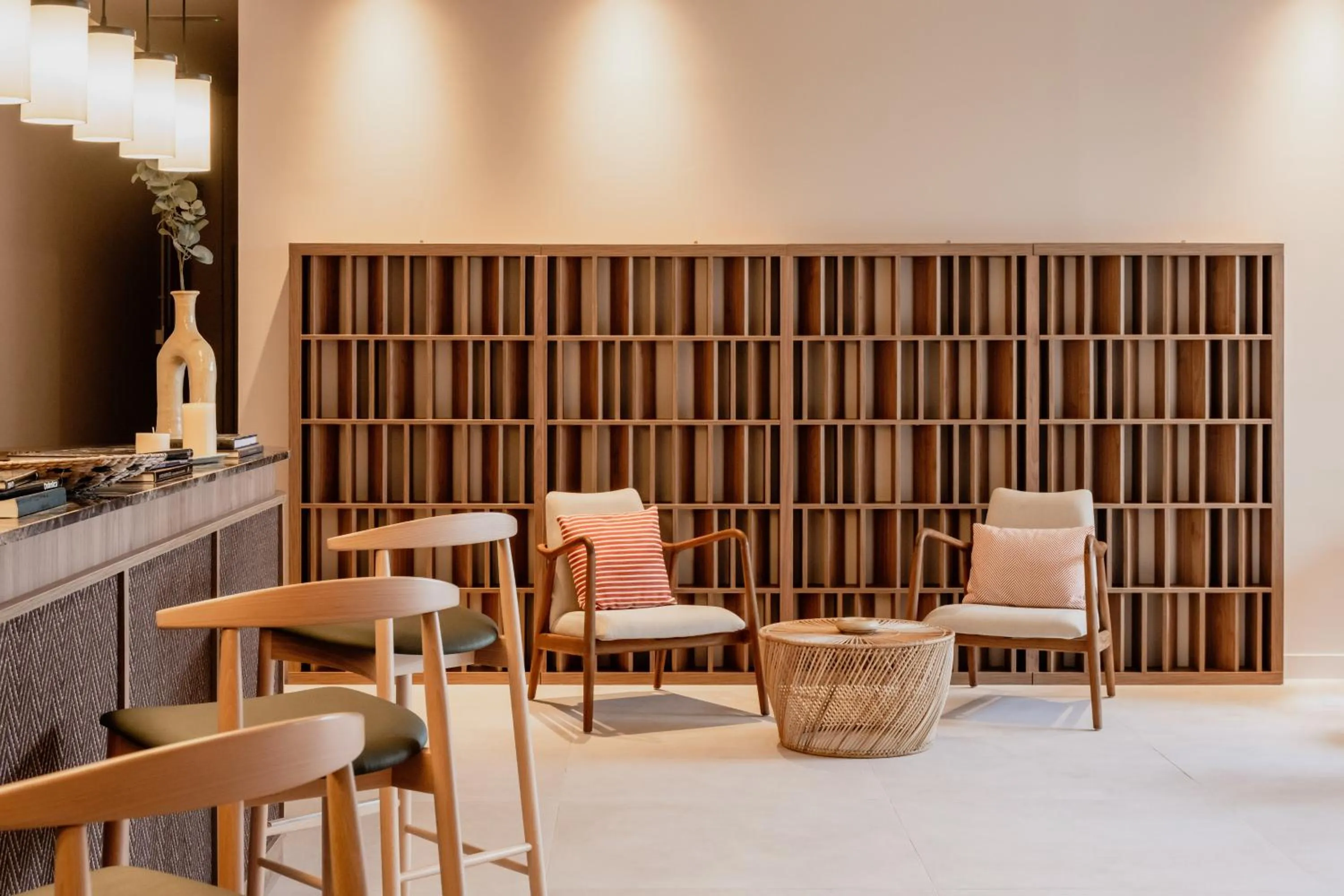 Lounge or bar in Pola Giverola Resort