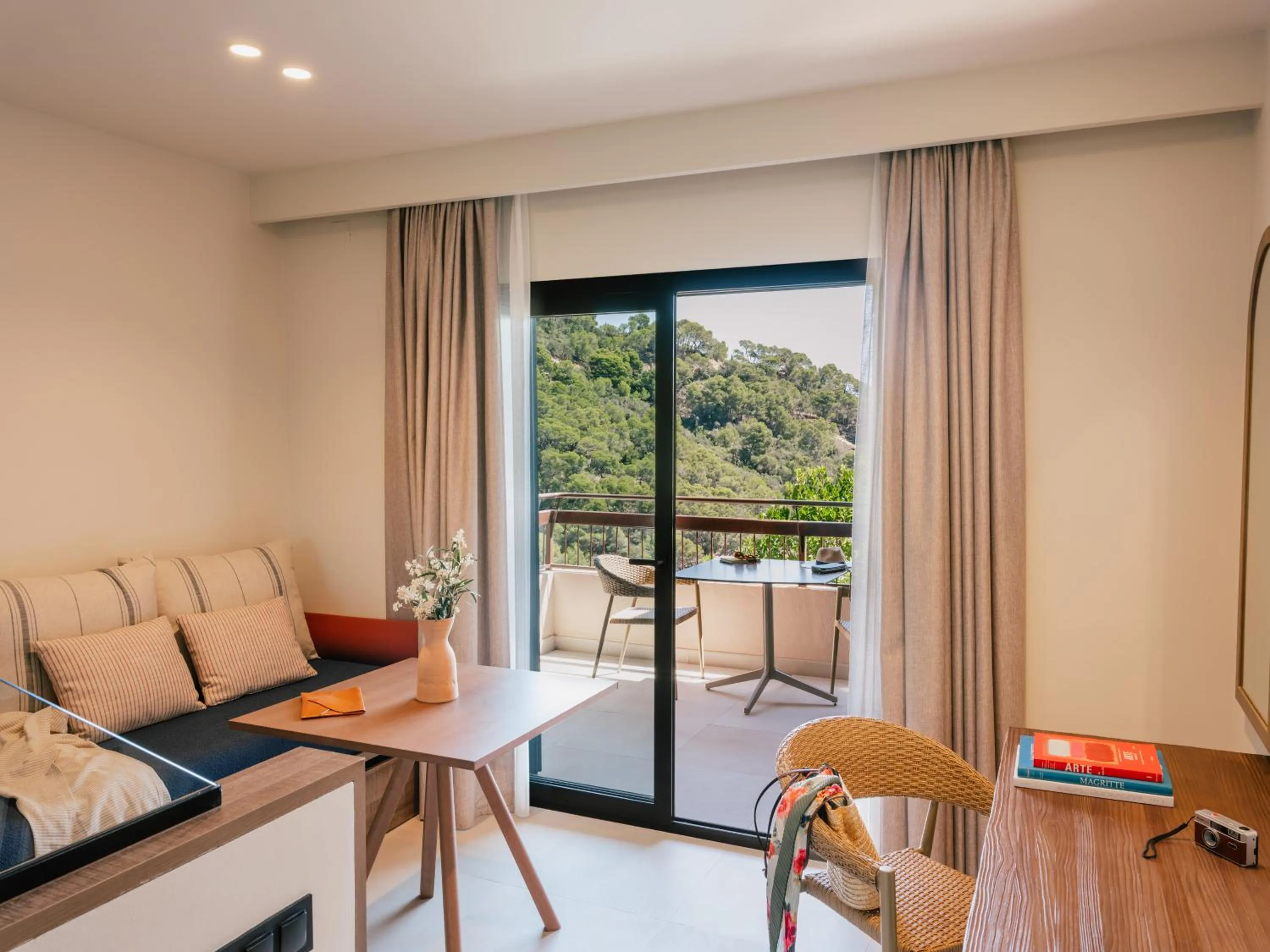 Seating area in Zel Costa Brava