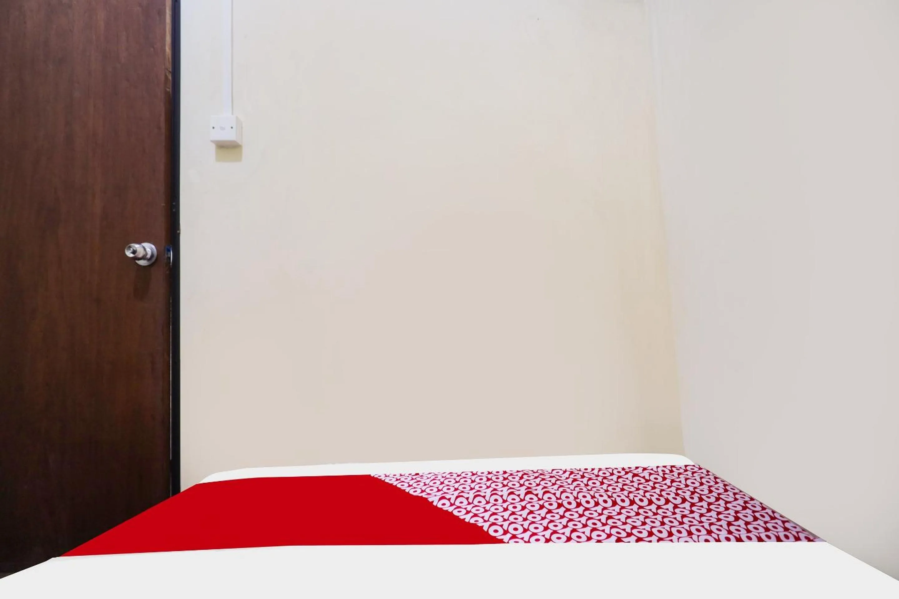 Bedroom, Bed in Hotel O Bagus Stay