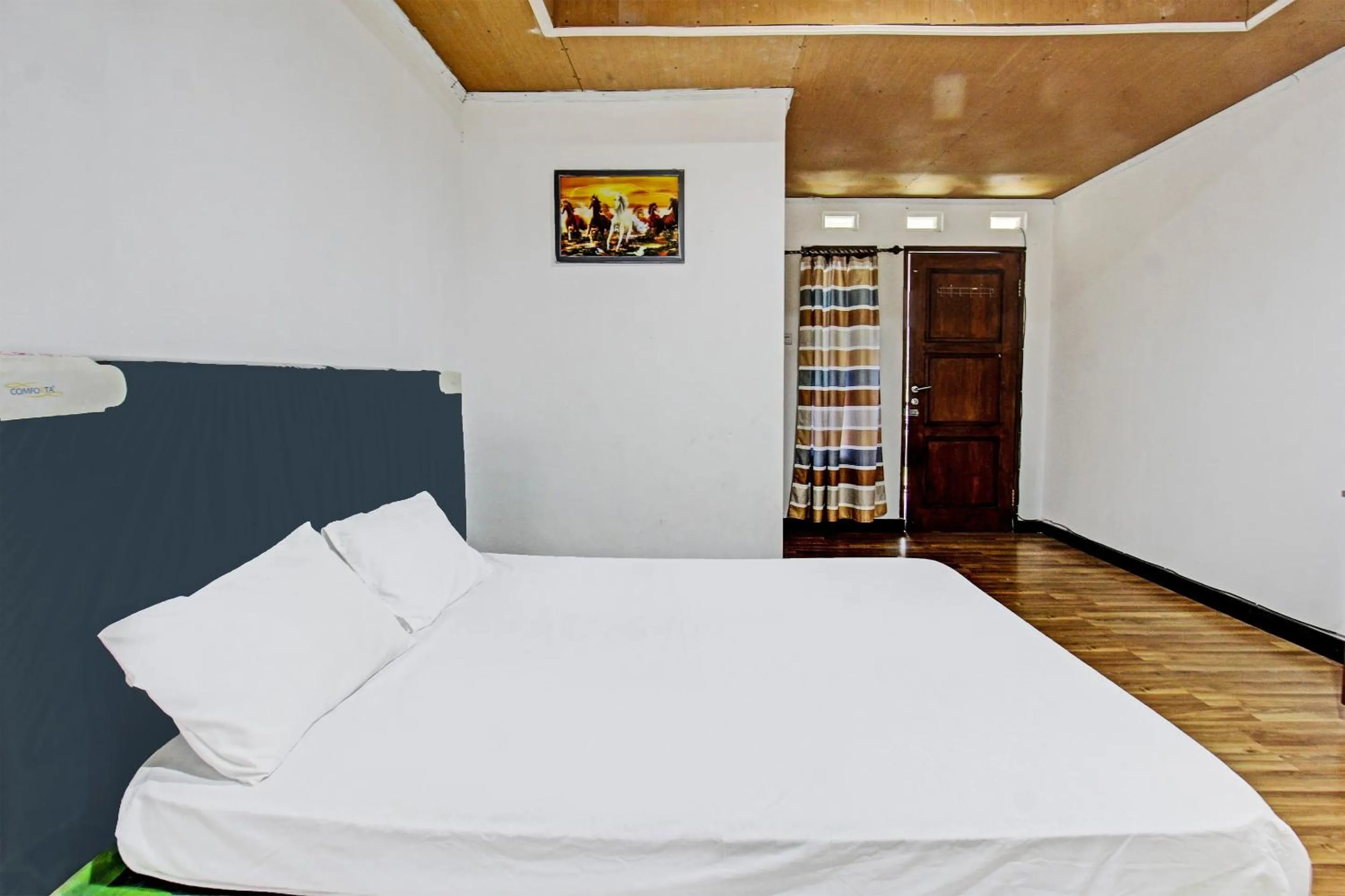 Bedroom in Hotel O Panorama Rinjani LodgeNearTaman Nasional Gunung Rinjani