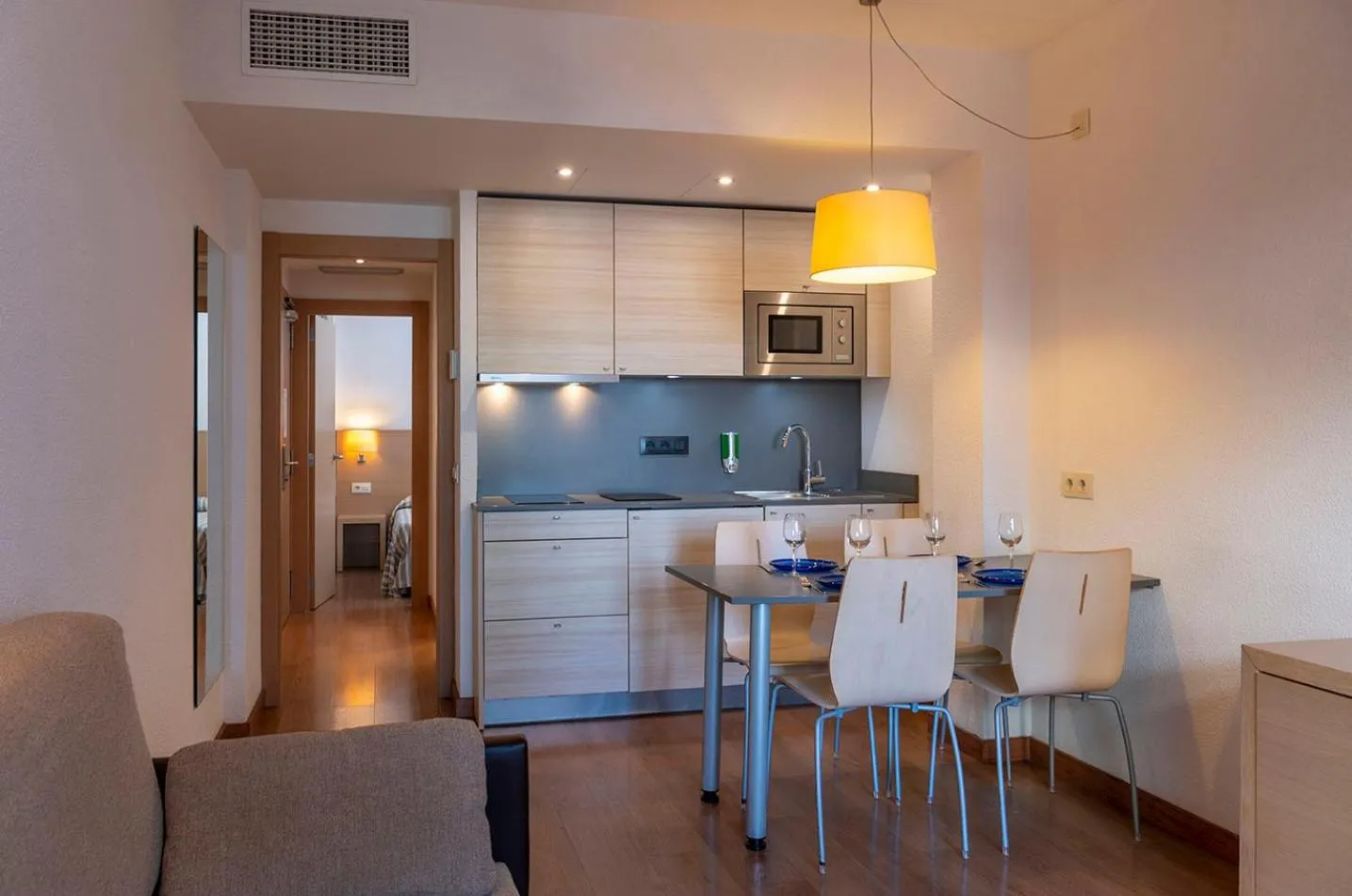 Kitchen or kitchenette in Almirall Apartaments