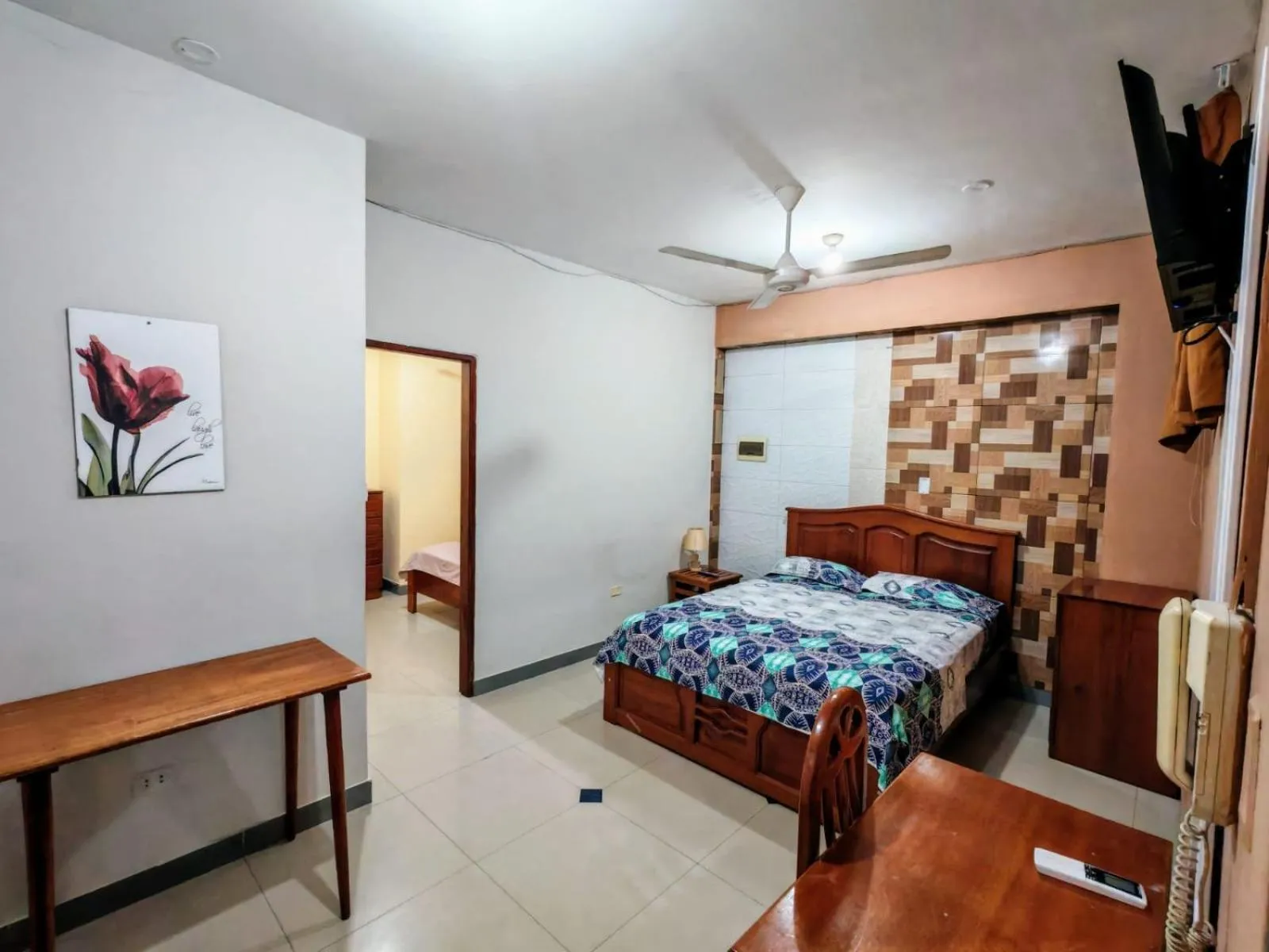 Bed in Emanuel&Cavita