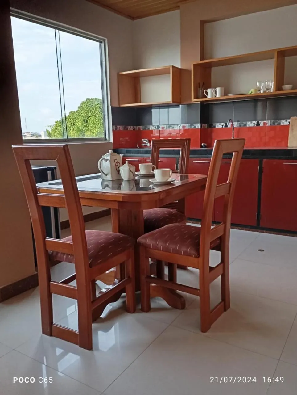 Dining area in Emanuel&Cavita