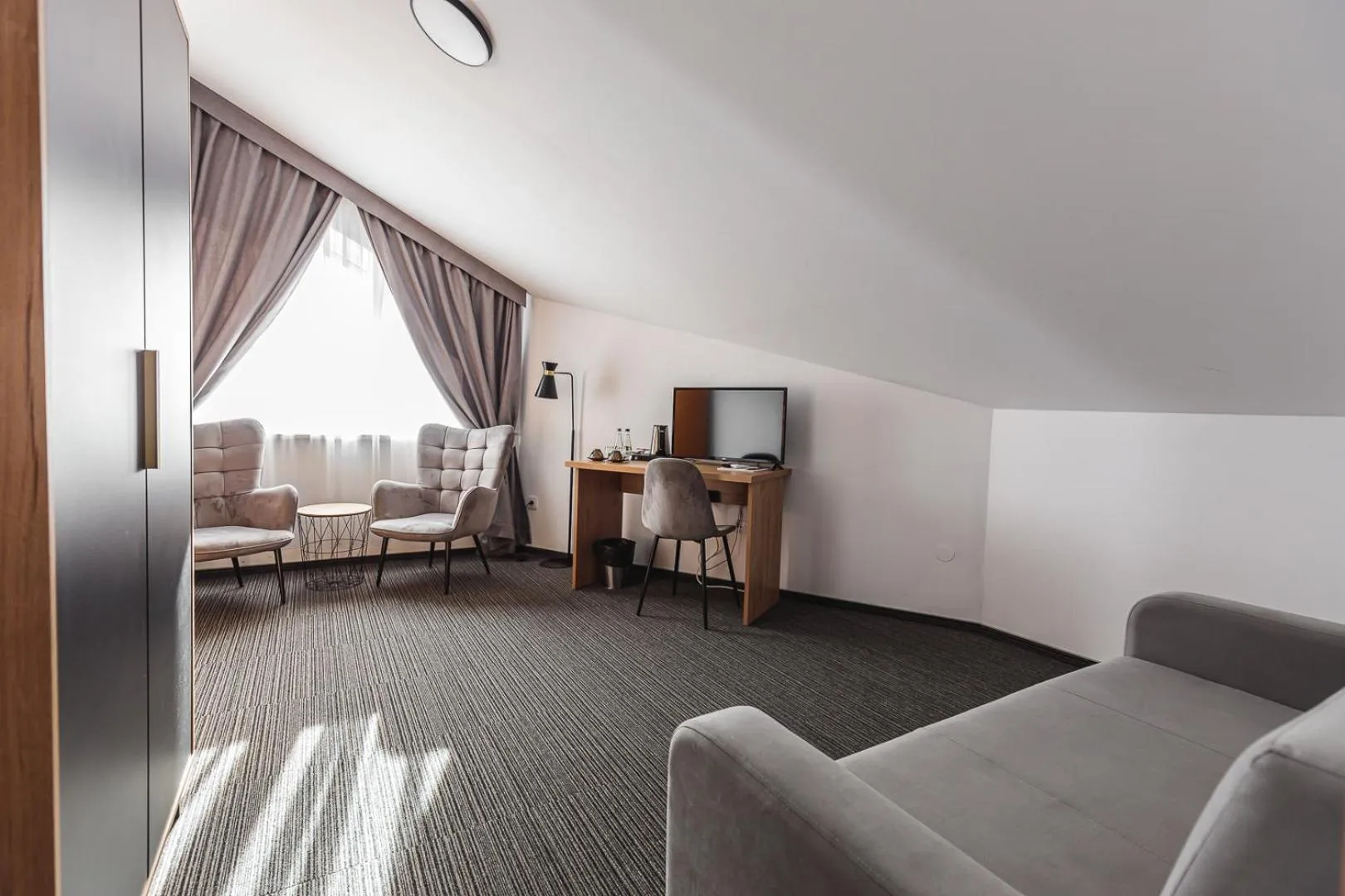 TV and multimedia in Hotel Akwawit