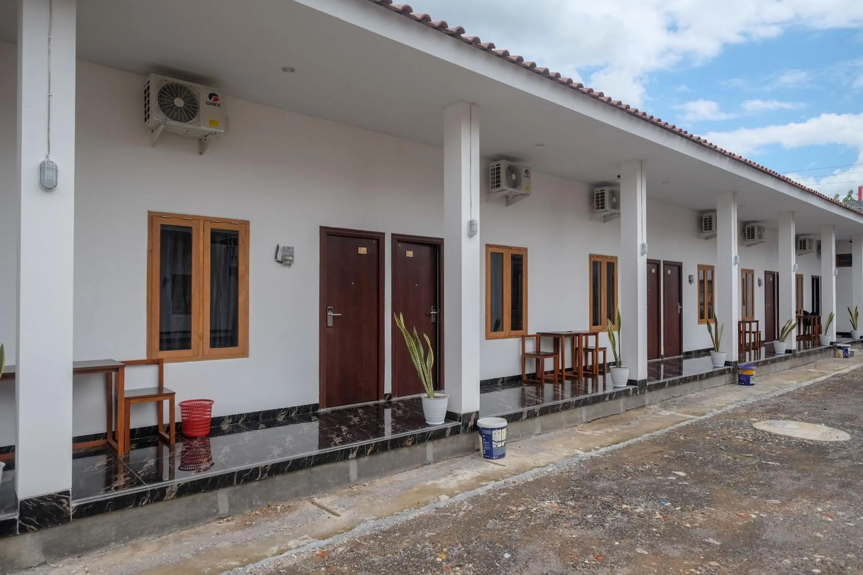 Property building in RedDoorz Plus near Alun Alun Kota Blora