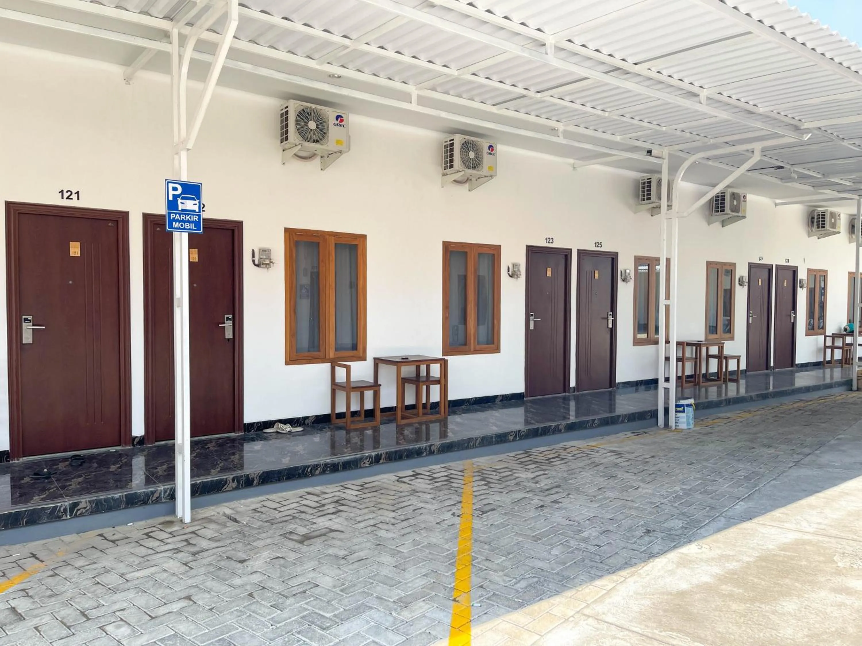 Property building in RedDoorz Plus near Alun Alun Kota Blora