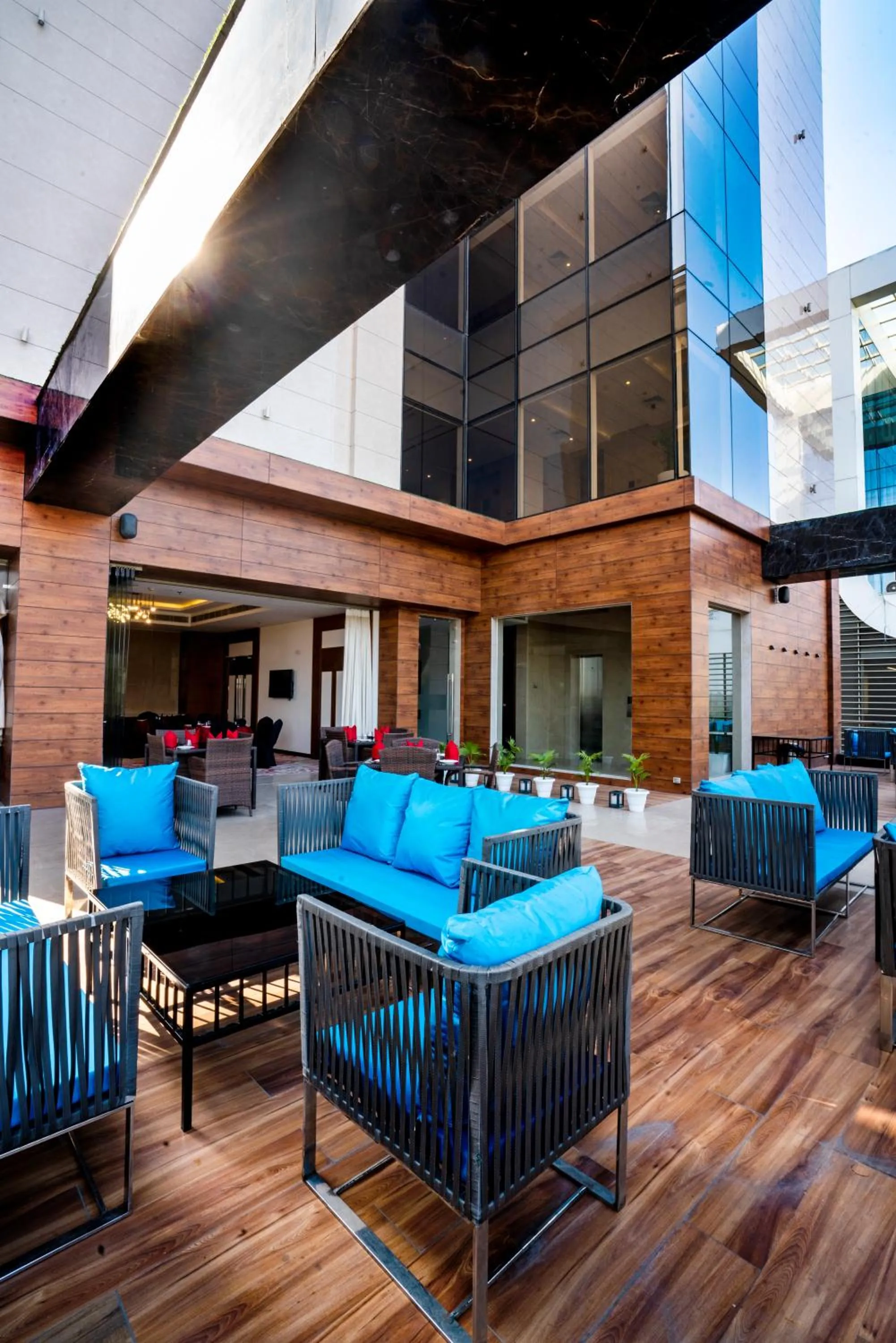 Restaurant/places to eat in Best Western Plus Chandigarh Mohali