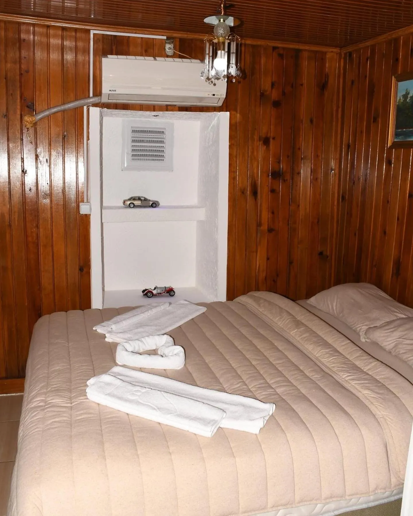 Bed in Deniss Pension