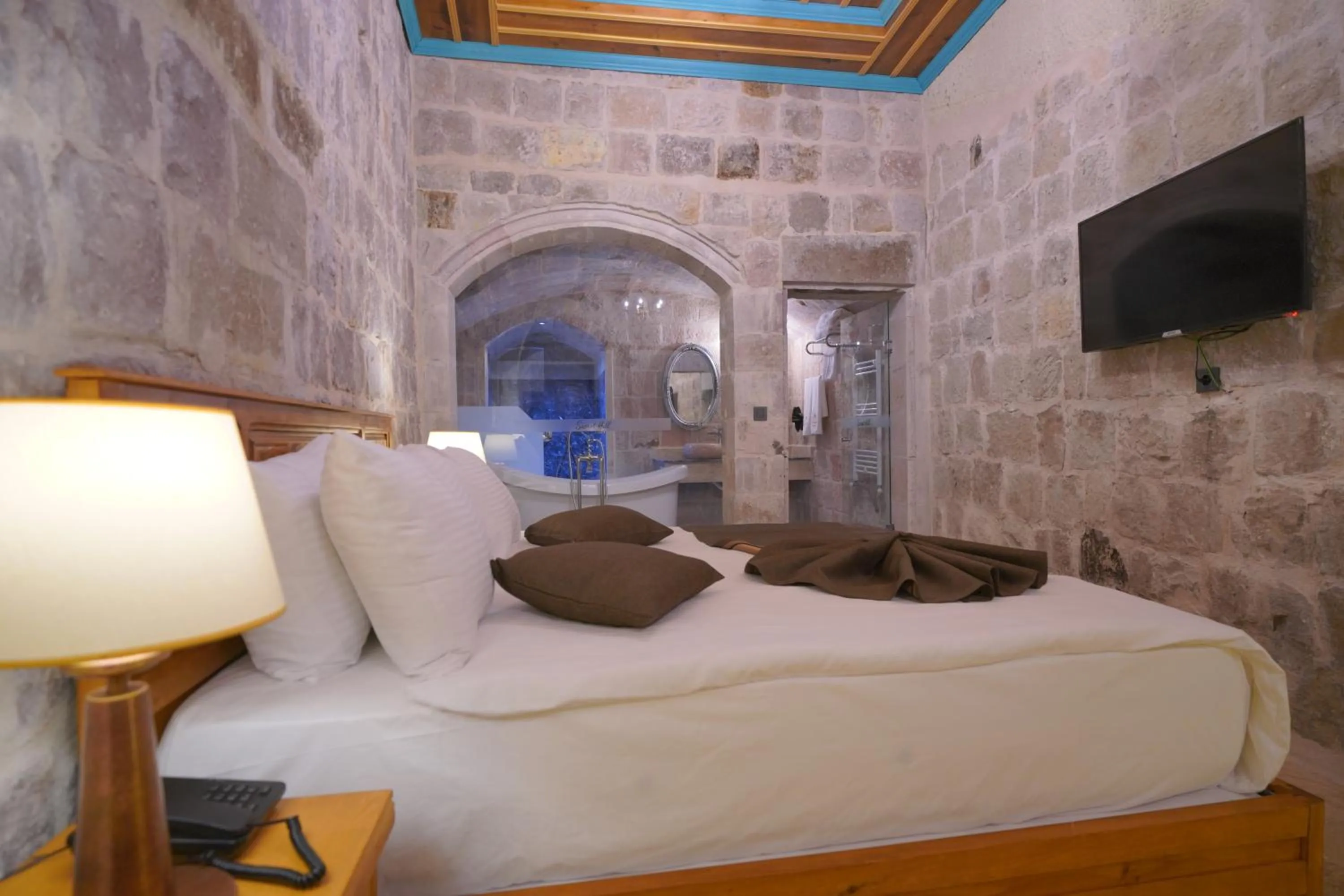 Bed in Cappadocia Secret Hill Cave Suites