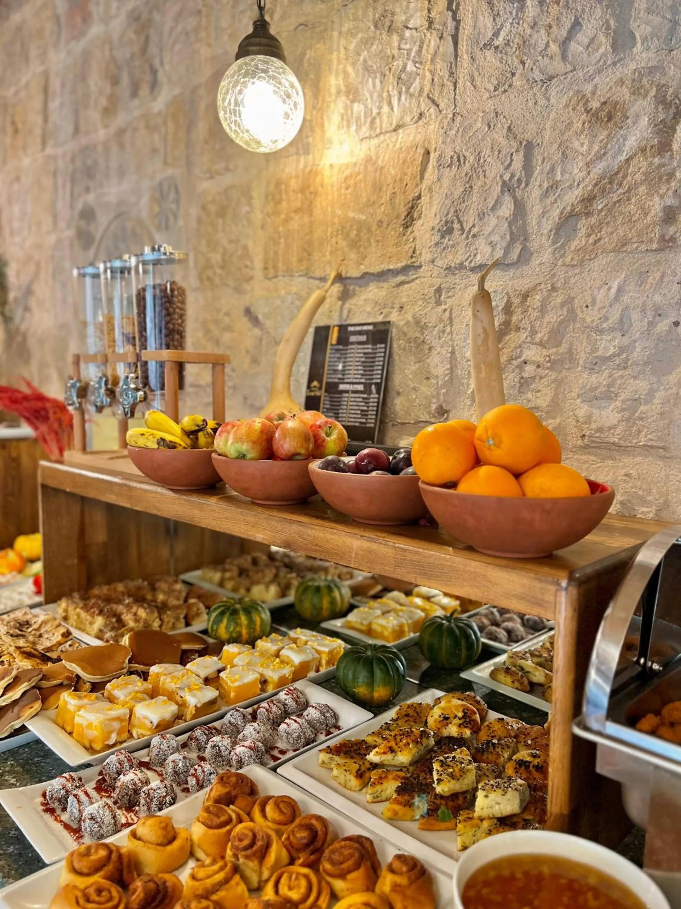 Restaurant/places to eat in Cappadocia Secret Hill Cave Suites