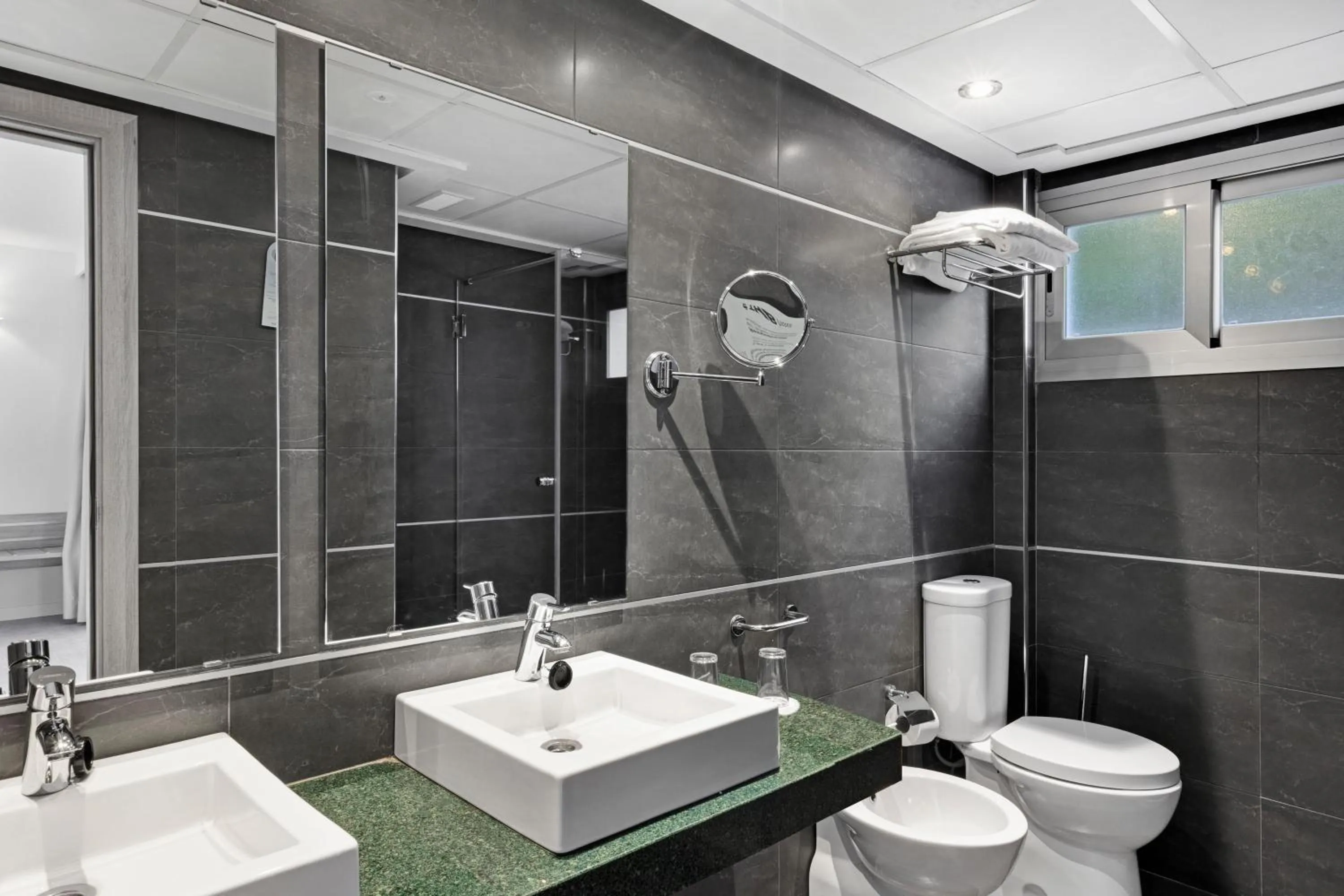 Toilet in THB Cala Lliteras - Adults Only