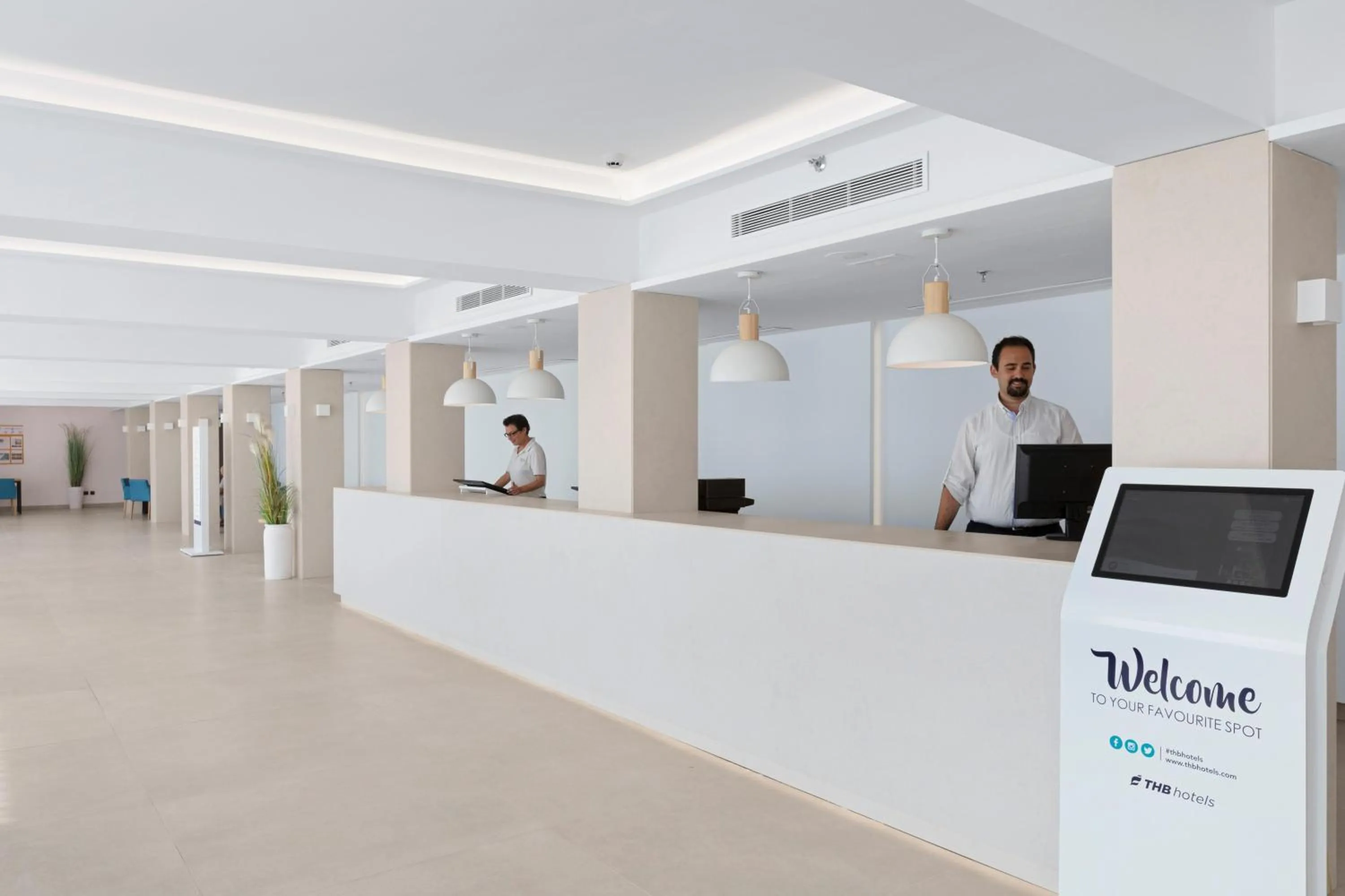 Lobby or reception in THB Cala Lliteras - Adults Only