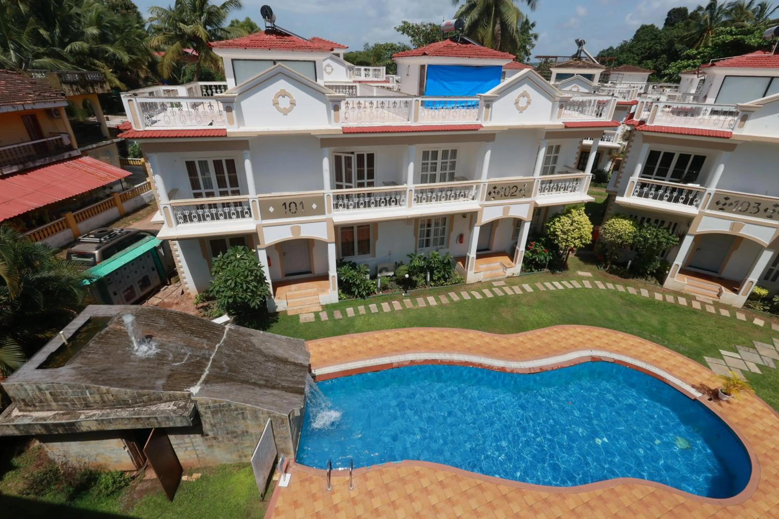 Swimming pool in Richmonde Ananta Elite Luxurious Villa & Apartments,Goa