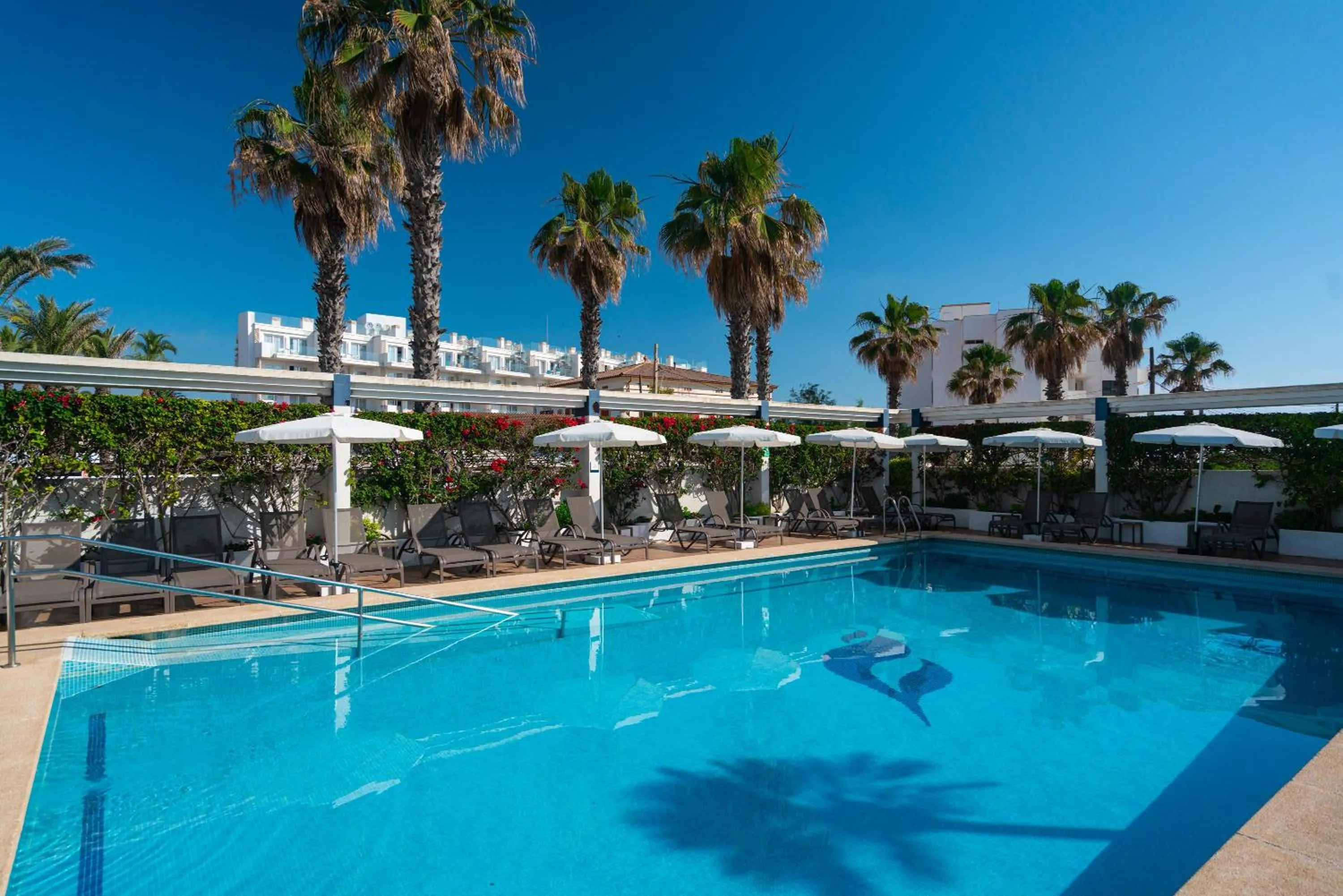 Swimming pool in THB Gran Playa - Adults Only