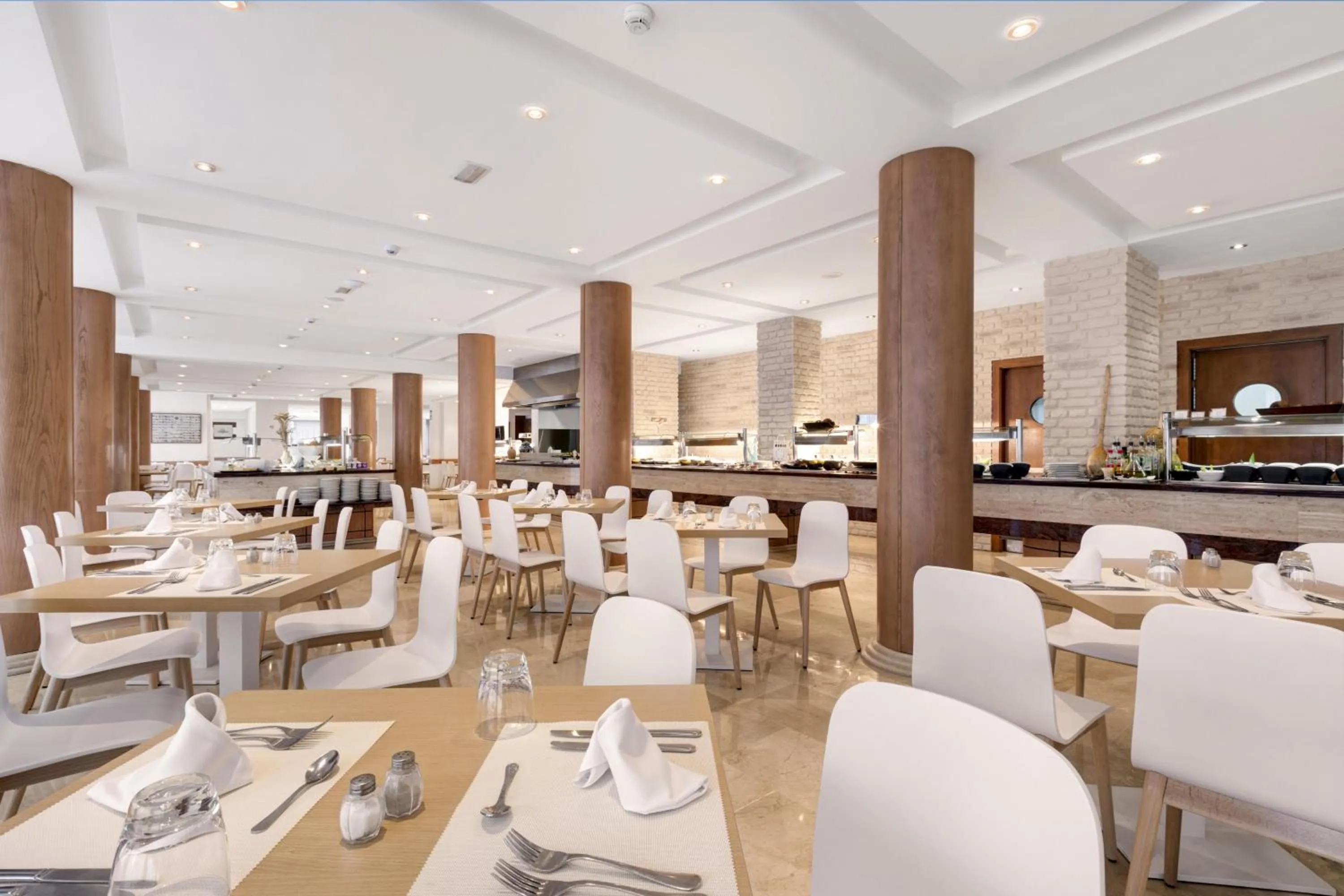 Restaurant/places to eat in THB Gran Playa - Adults Only