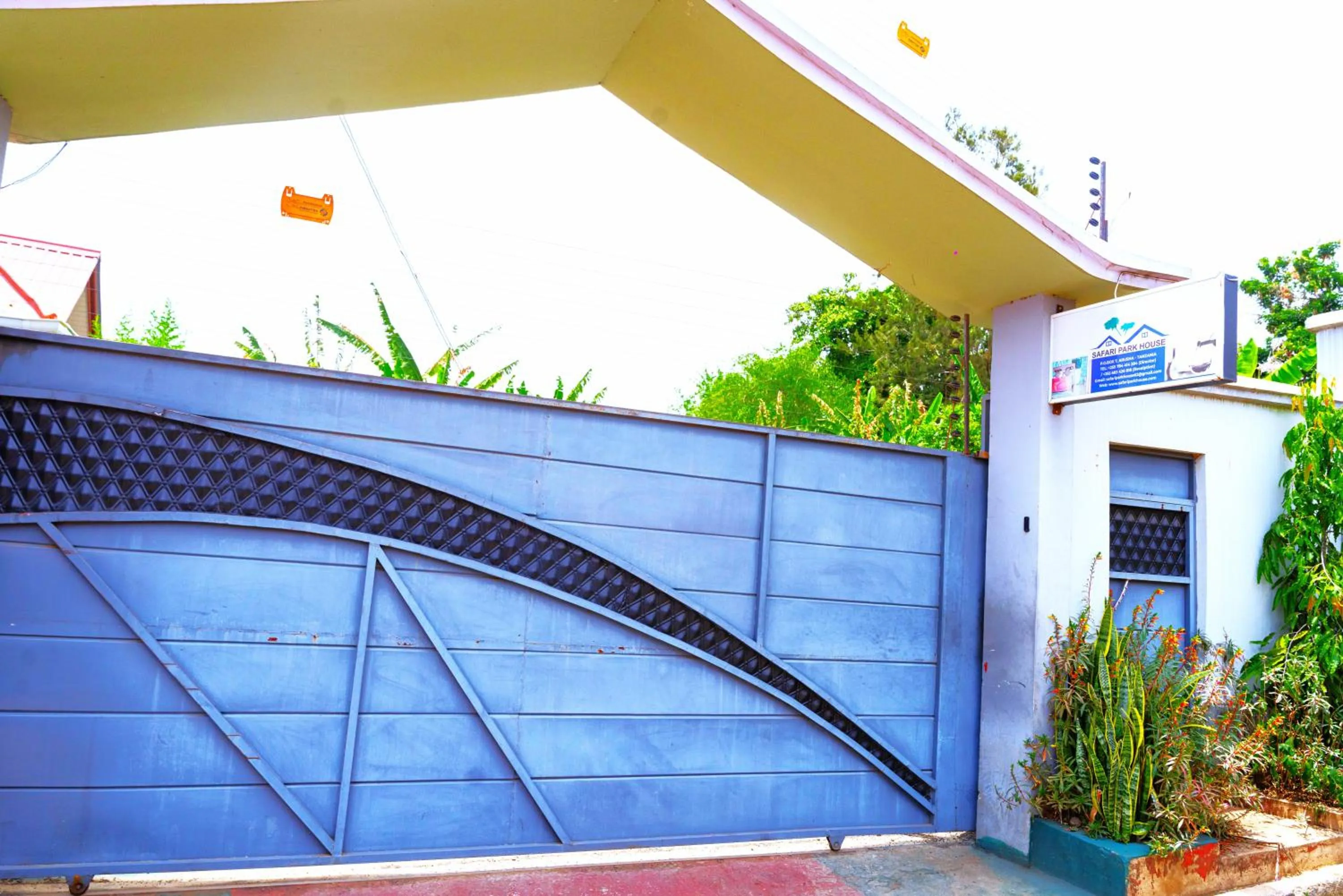 Property building in Safari Park House