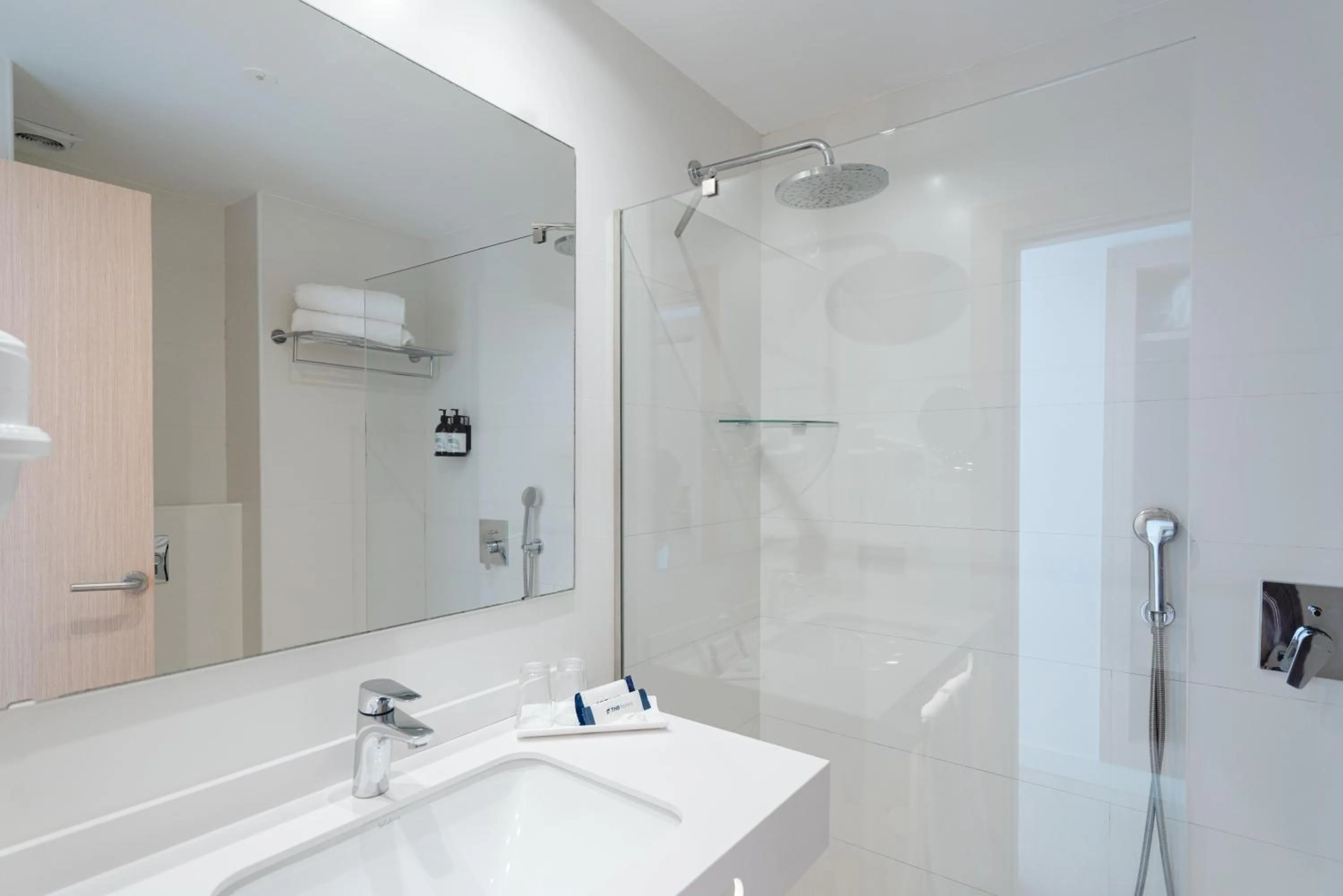 Shower in THB Felip - Adults Only