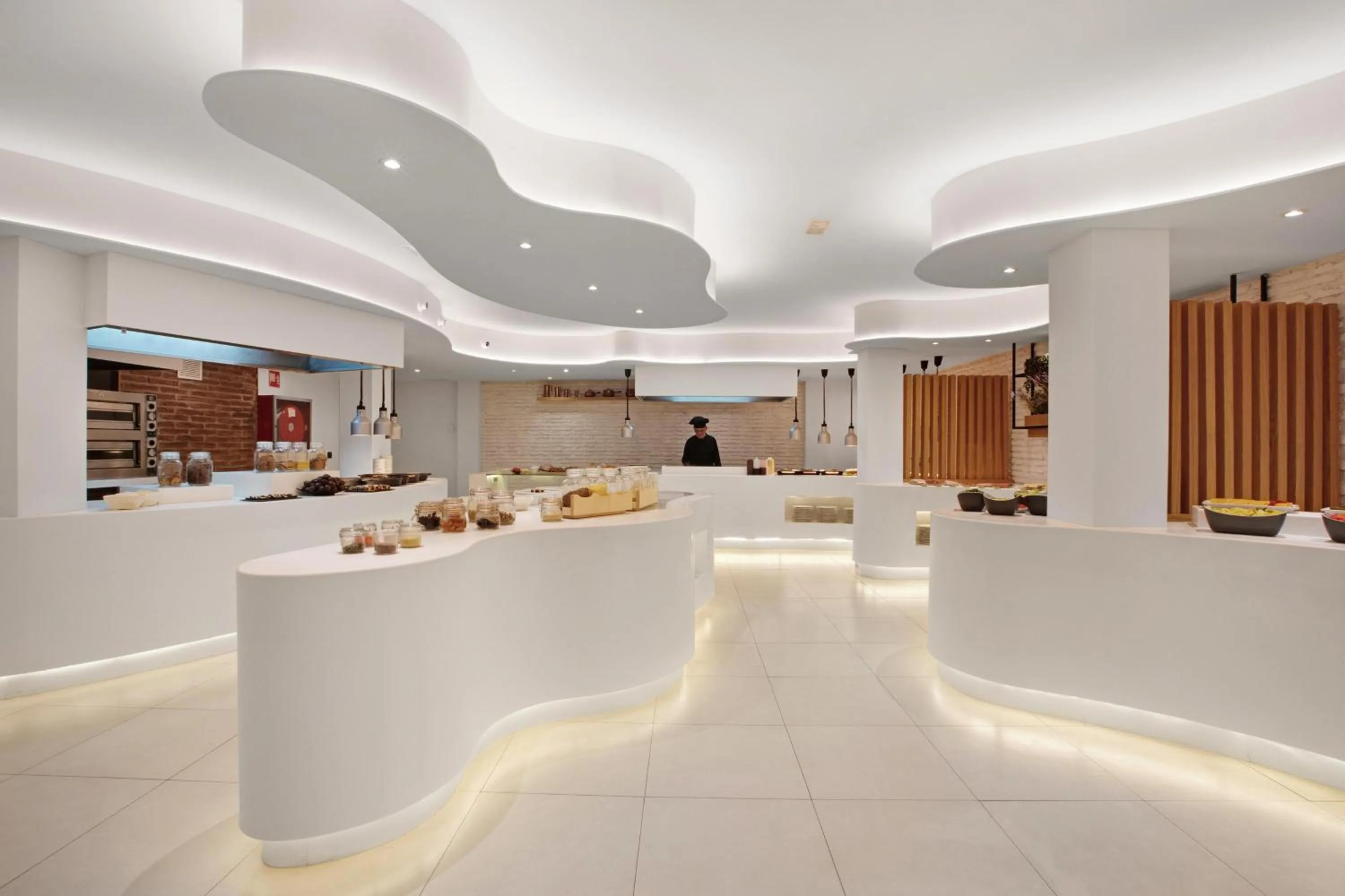 Restaurant/places to eat in THB Felip - Adults Only