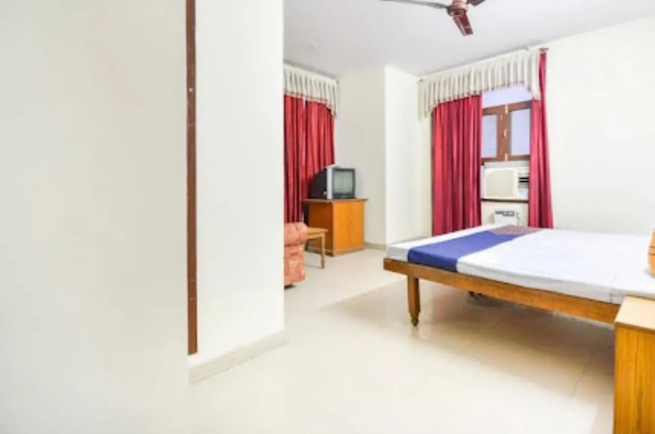 Bed in HOTEL DIAMOND