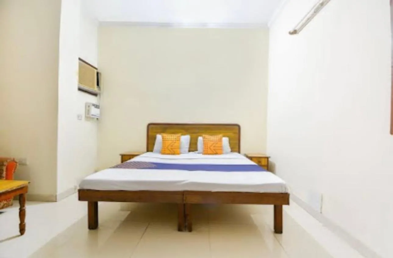 Bed in HOTEL DIAMOND