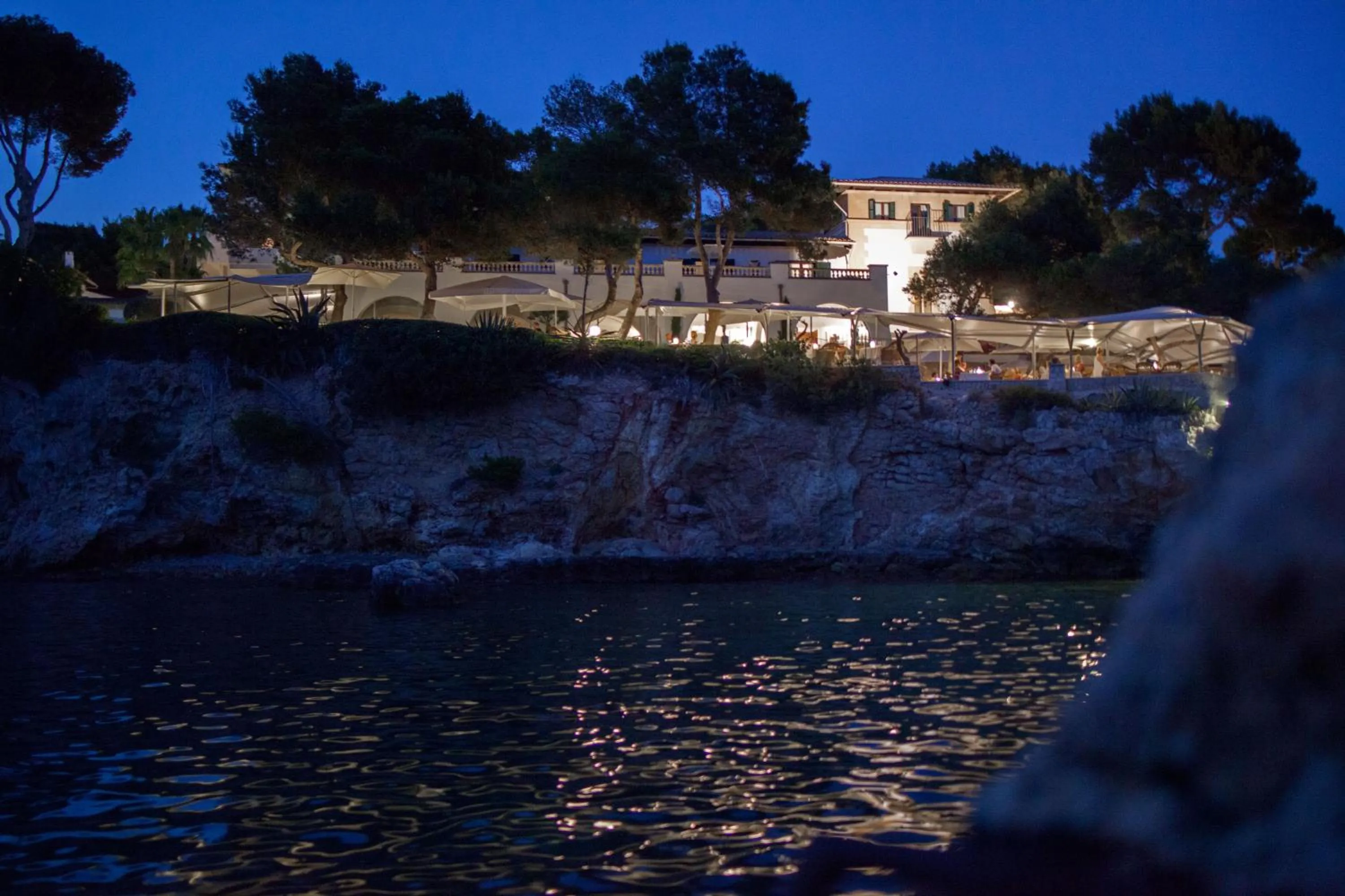 Facade/entrance in Hotel Bendinat