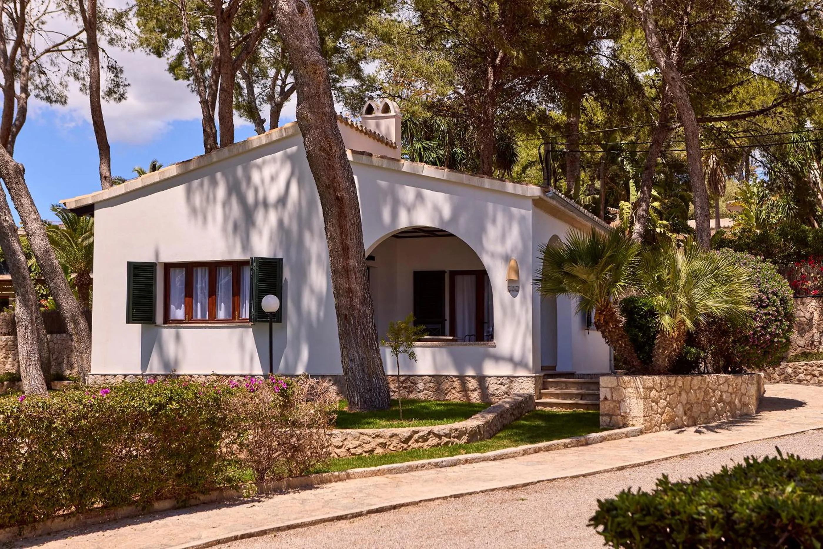 Property building in Hotel Bendinat