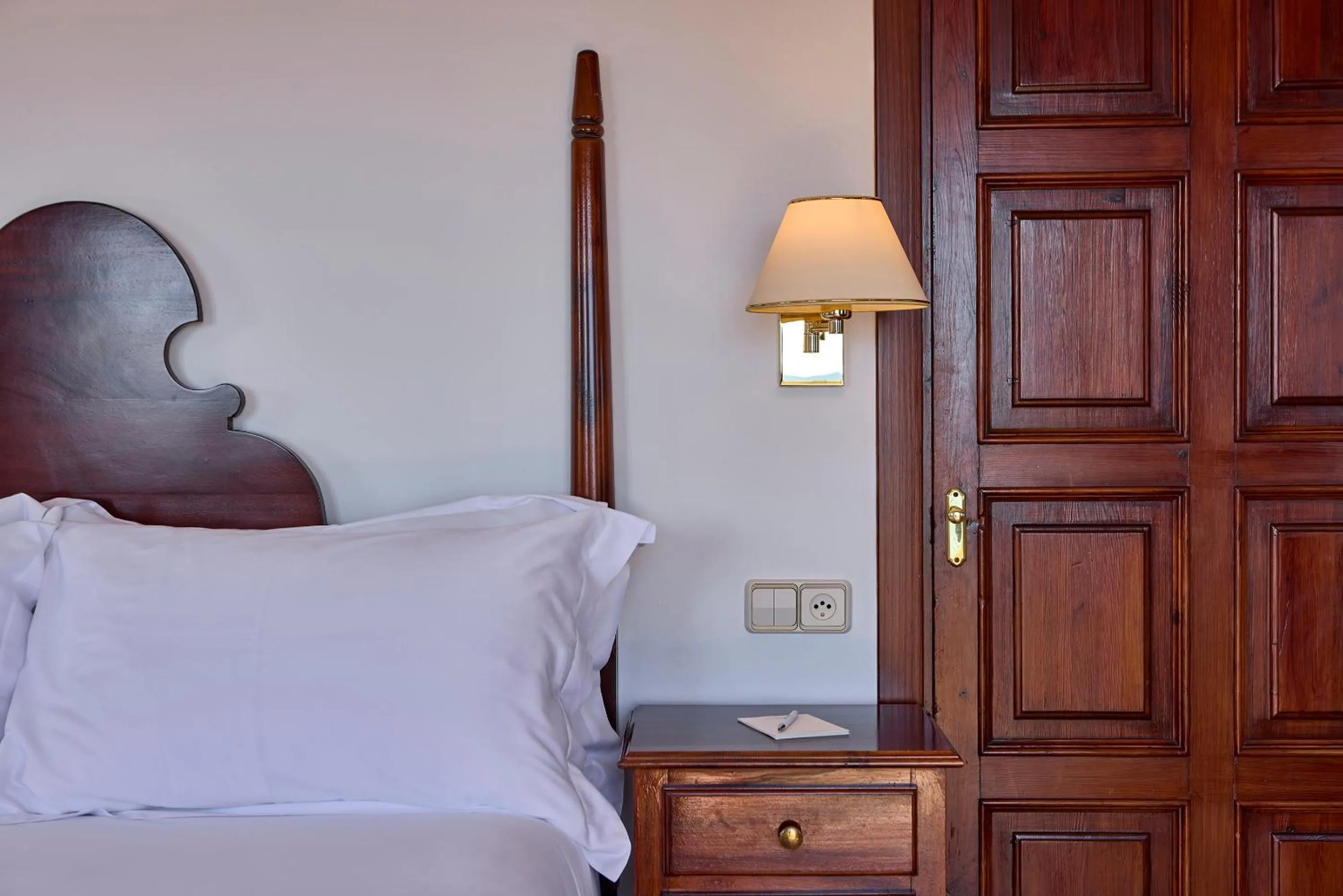 Bed in Hotel Bendinat