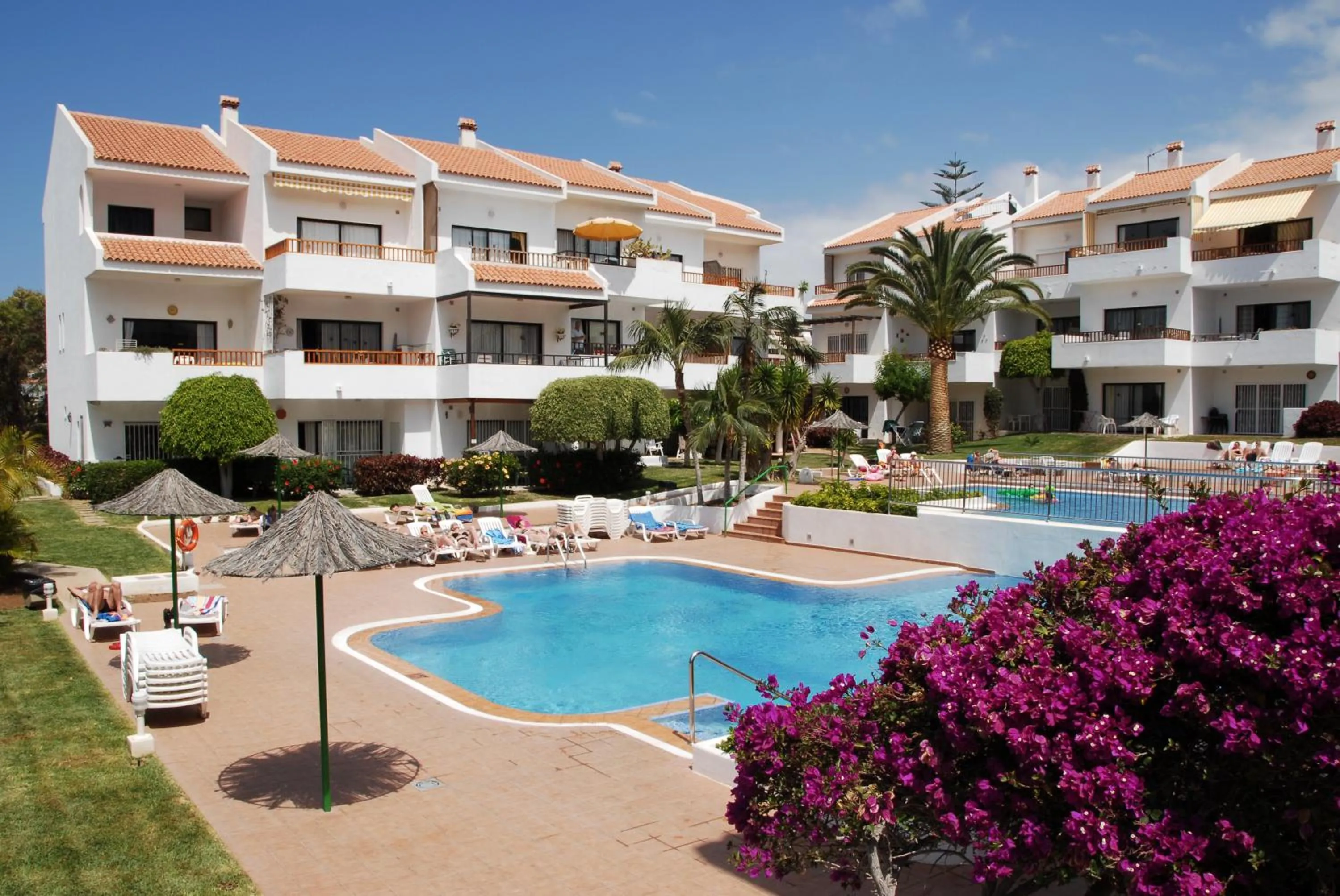 Swimming pool in Apartamentos HG Cristian Sur