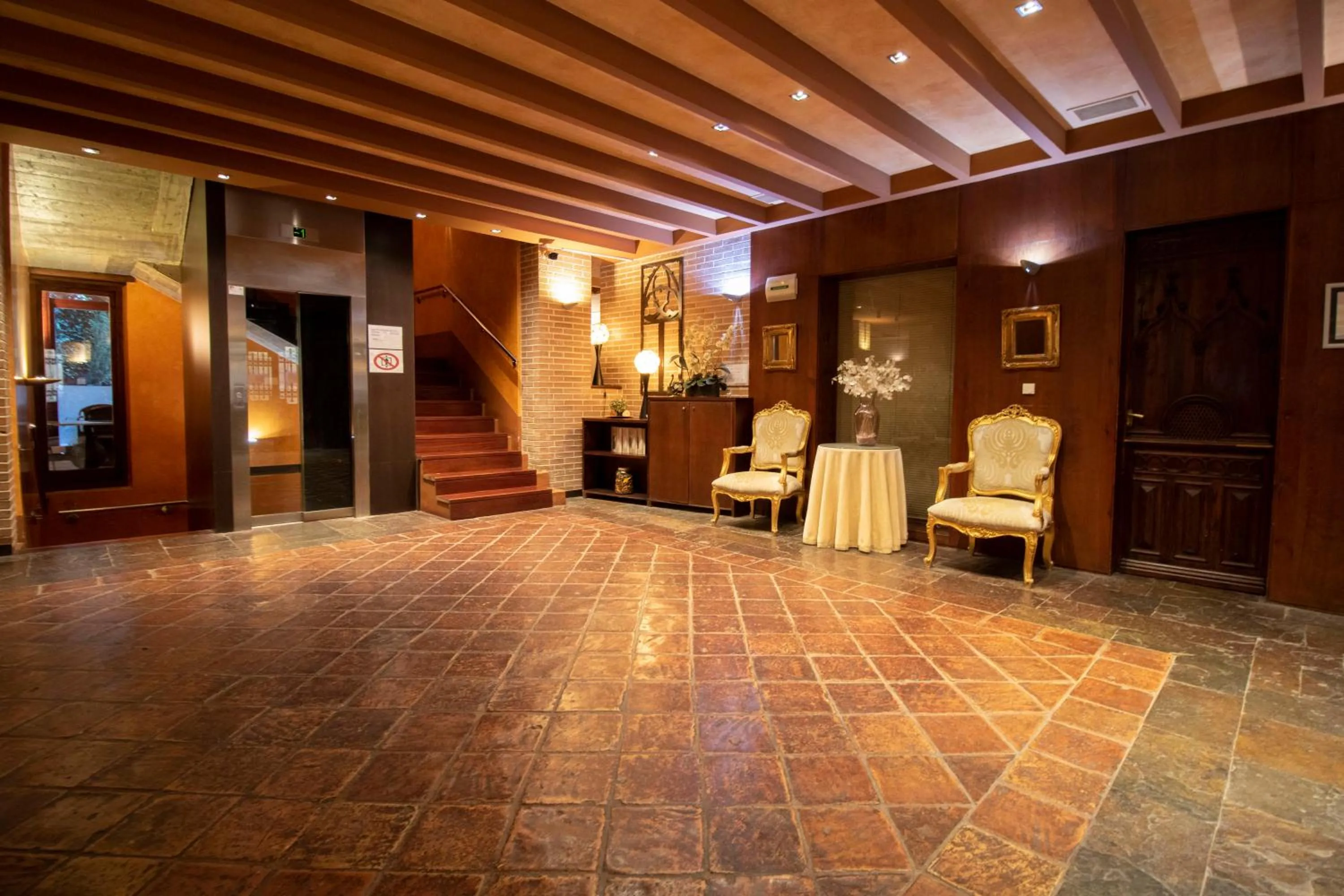 Lobby or reception in Hotel La Joyosa Guarda