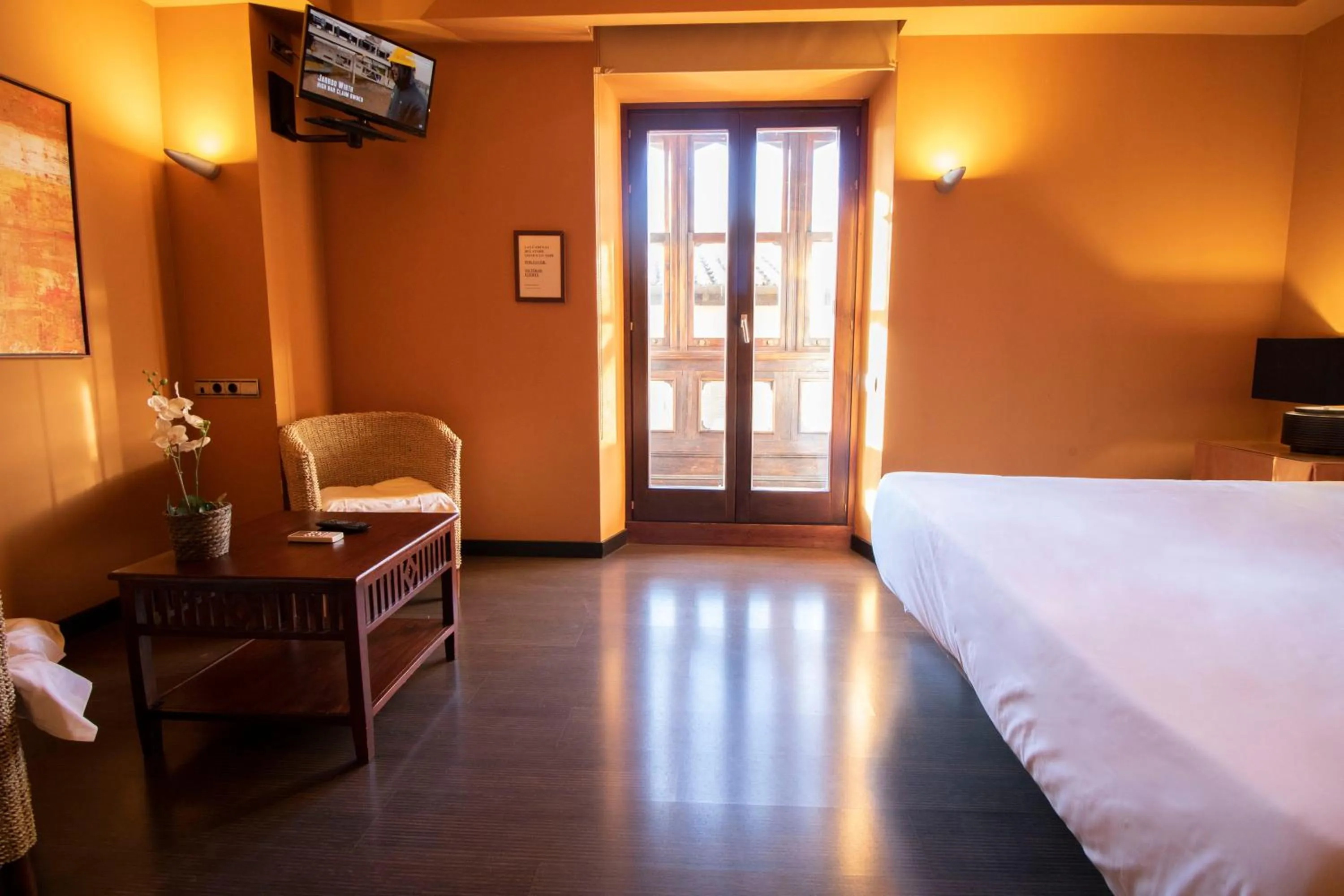 Photo of the whole room, Bed in Hotel La Joyosa Guarda