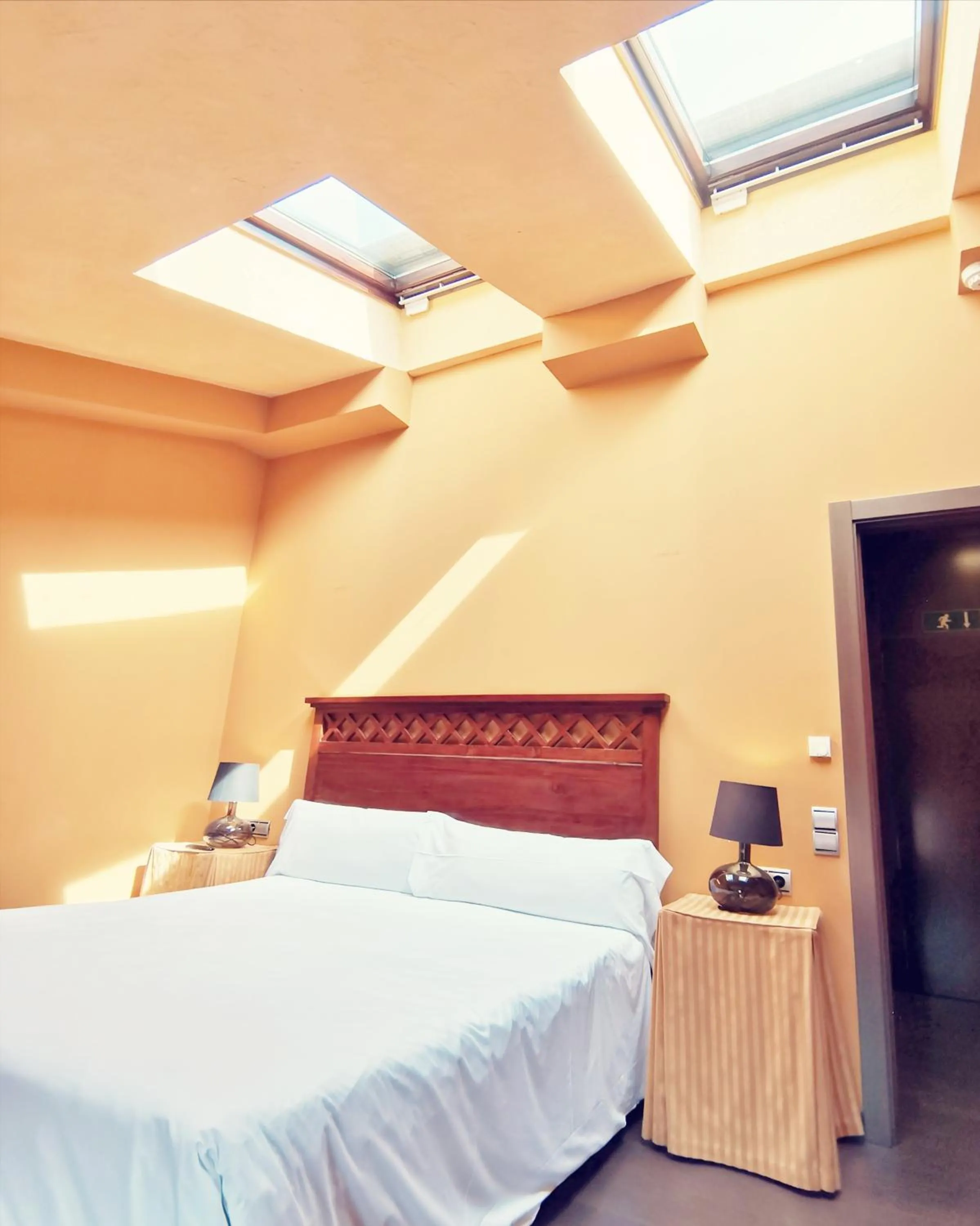 Photo of the whole room, Bed in Hotel La Joyosa Guarda