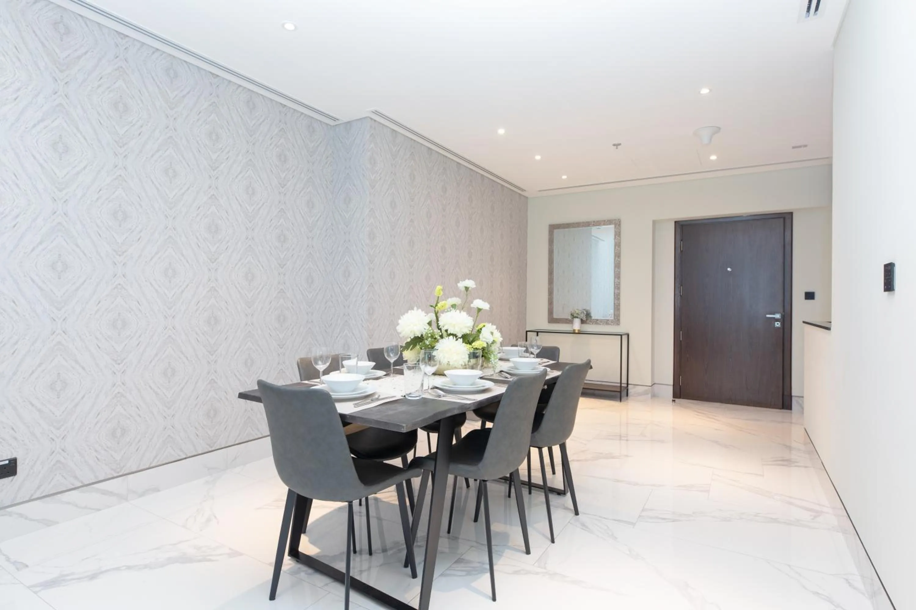 Living room in SIMPLY COMFORT in J ONE Tower