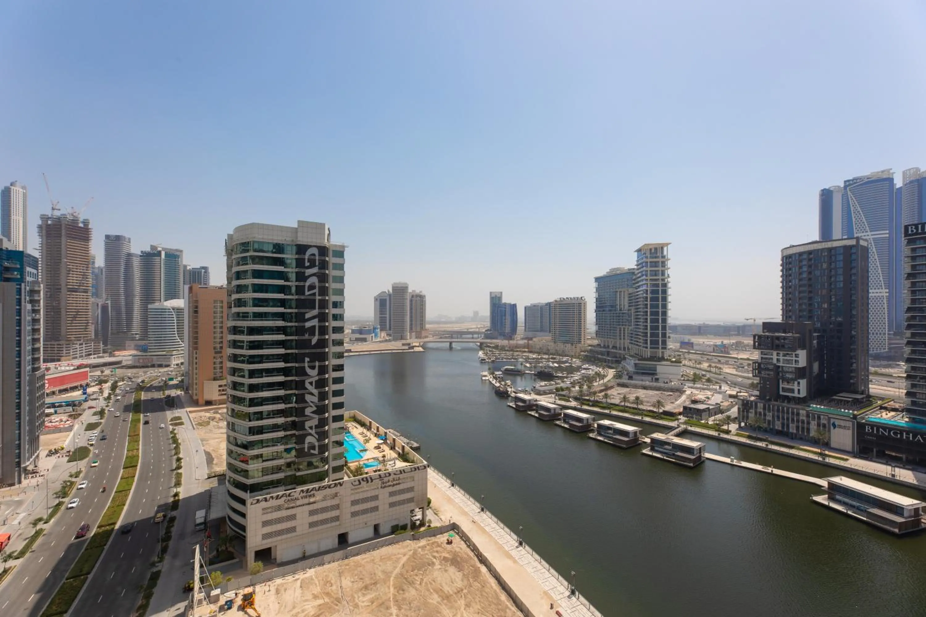 Day in SIMPLY COMFORT in J ONE Tower