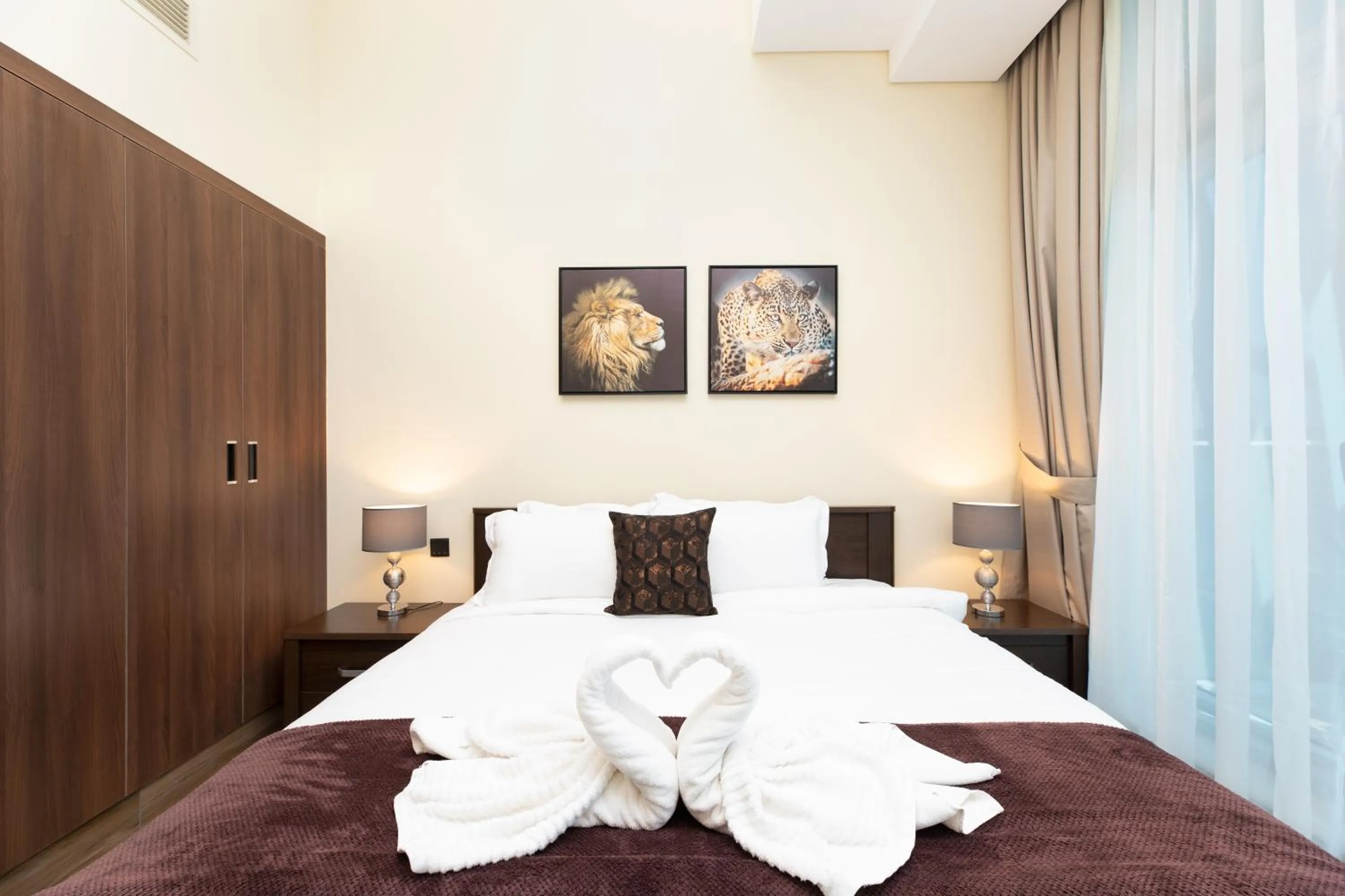 Bed in SIMPLY COMFORT in J ONE Tower