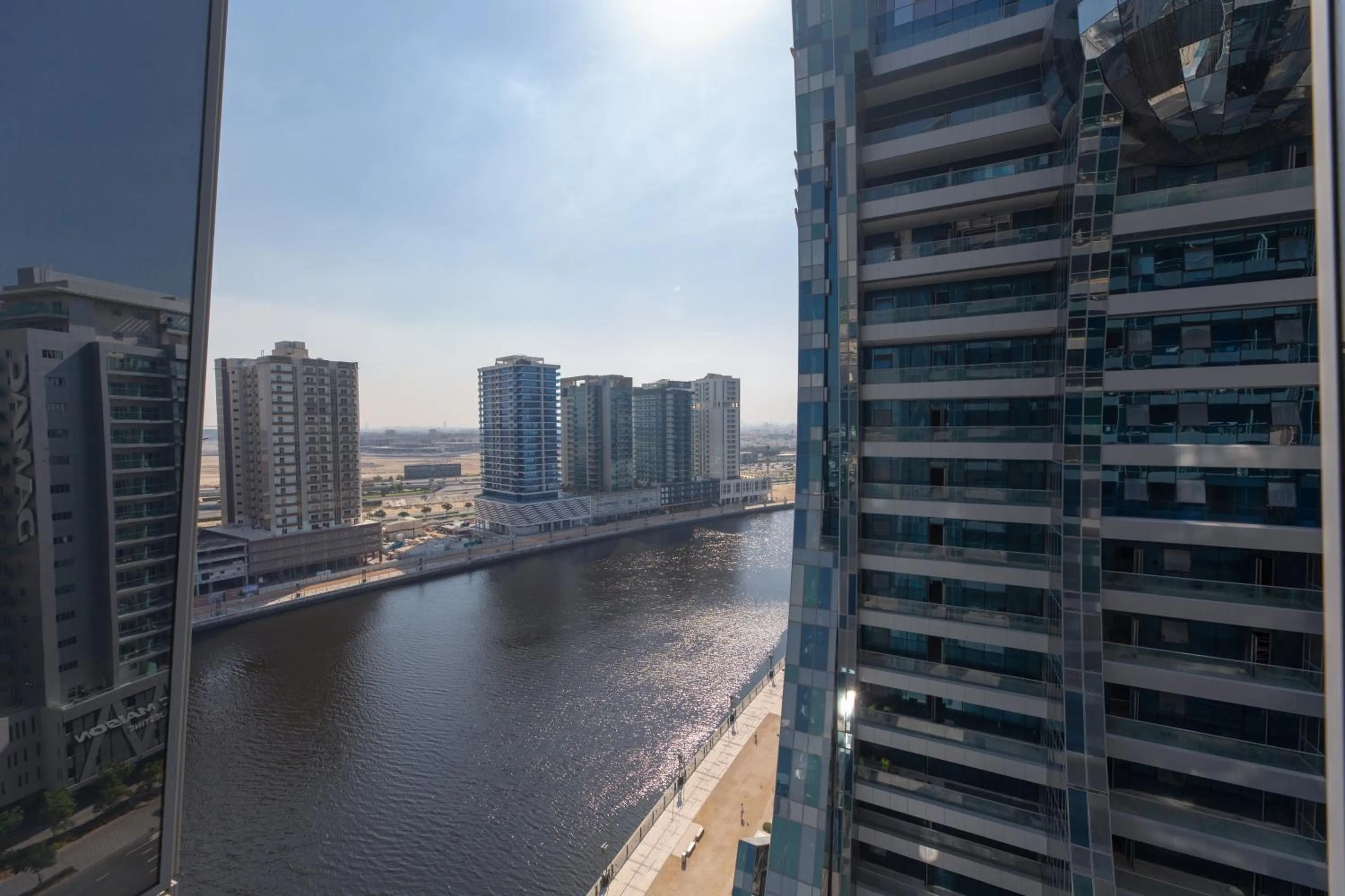 Property building in SIMPLY COMFORT in J ONE Tower